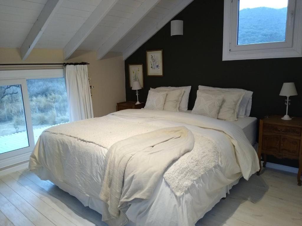 Three-Bedroom House photo 1