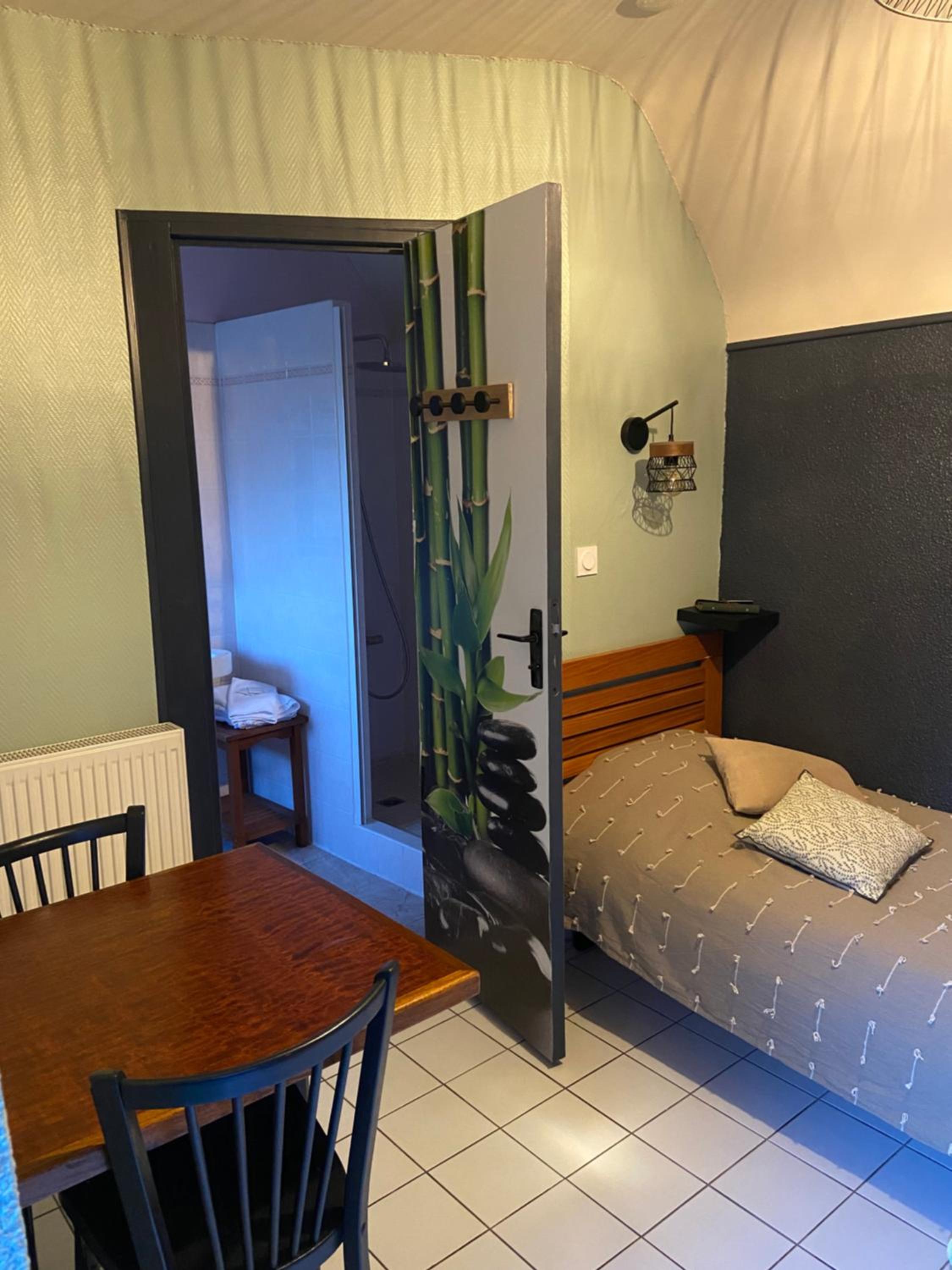 Double or Twin Room with Private Bathroom photo 1