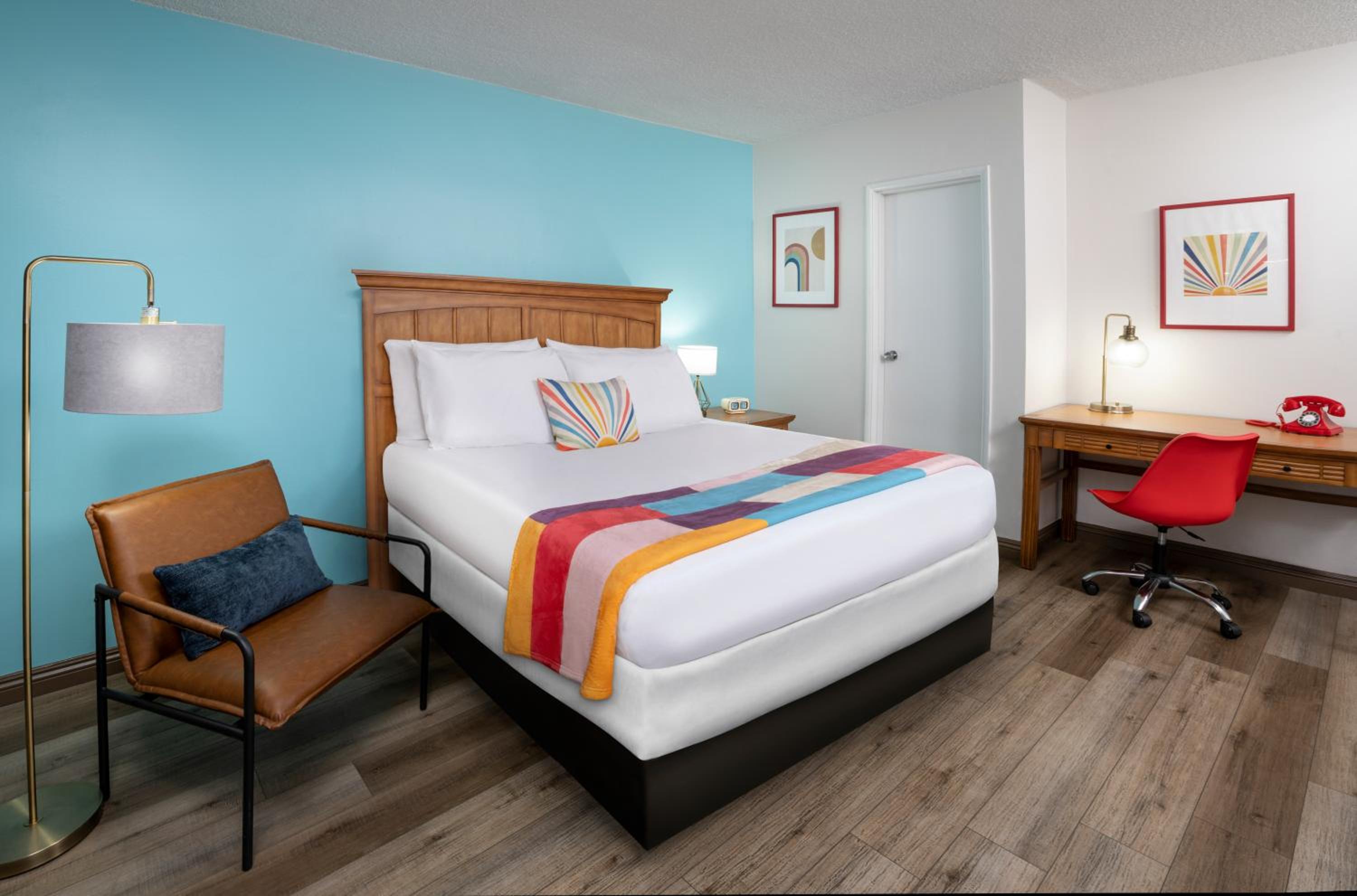 Deluxe Queen Room - Photo 1