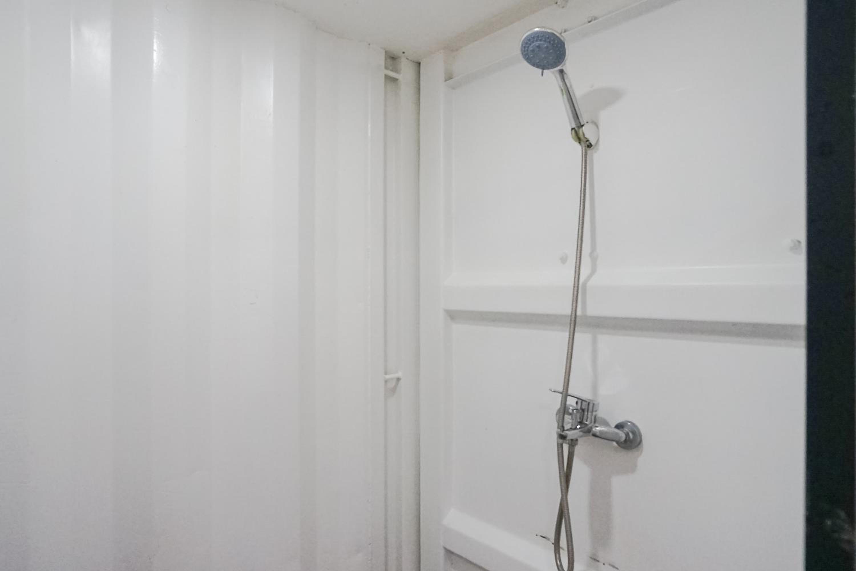 Standard Double Room - Photo 3