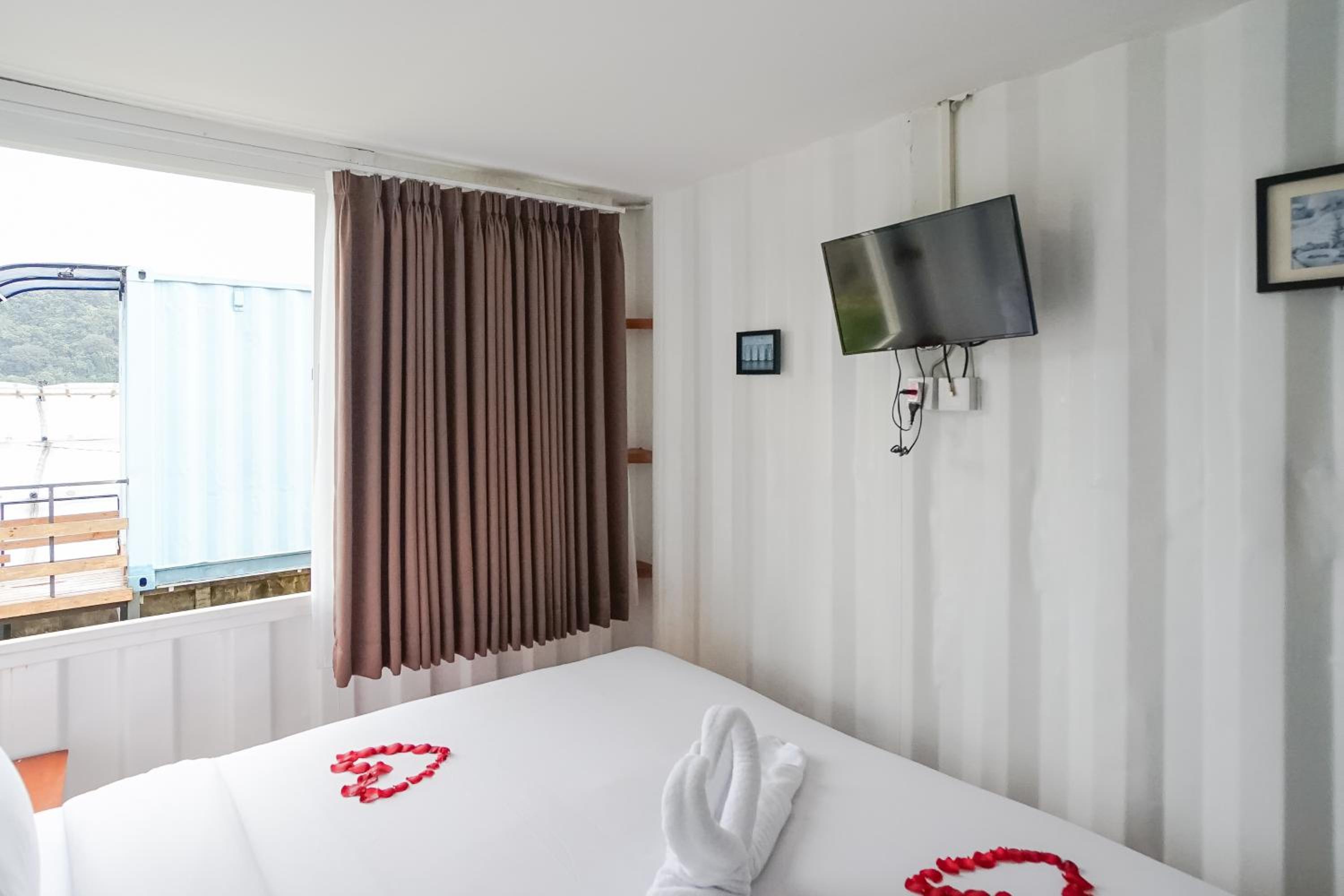 Superior Double Room - Photo 8