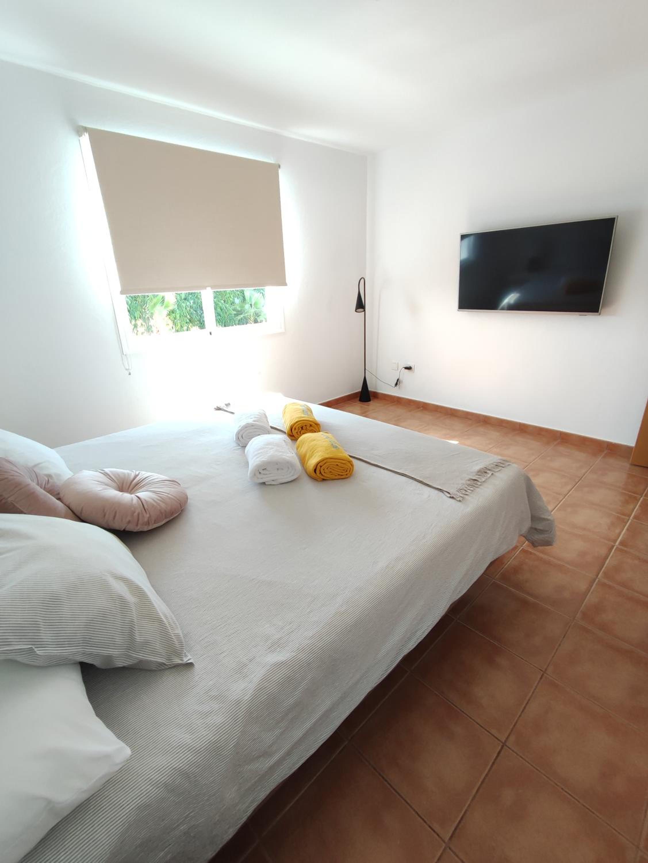 Villa de Tres Habitaciones