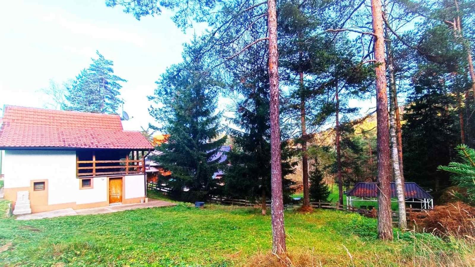 Two-Bedroom House photo 2