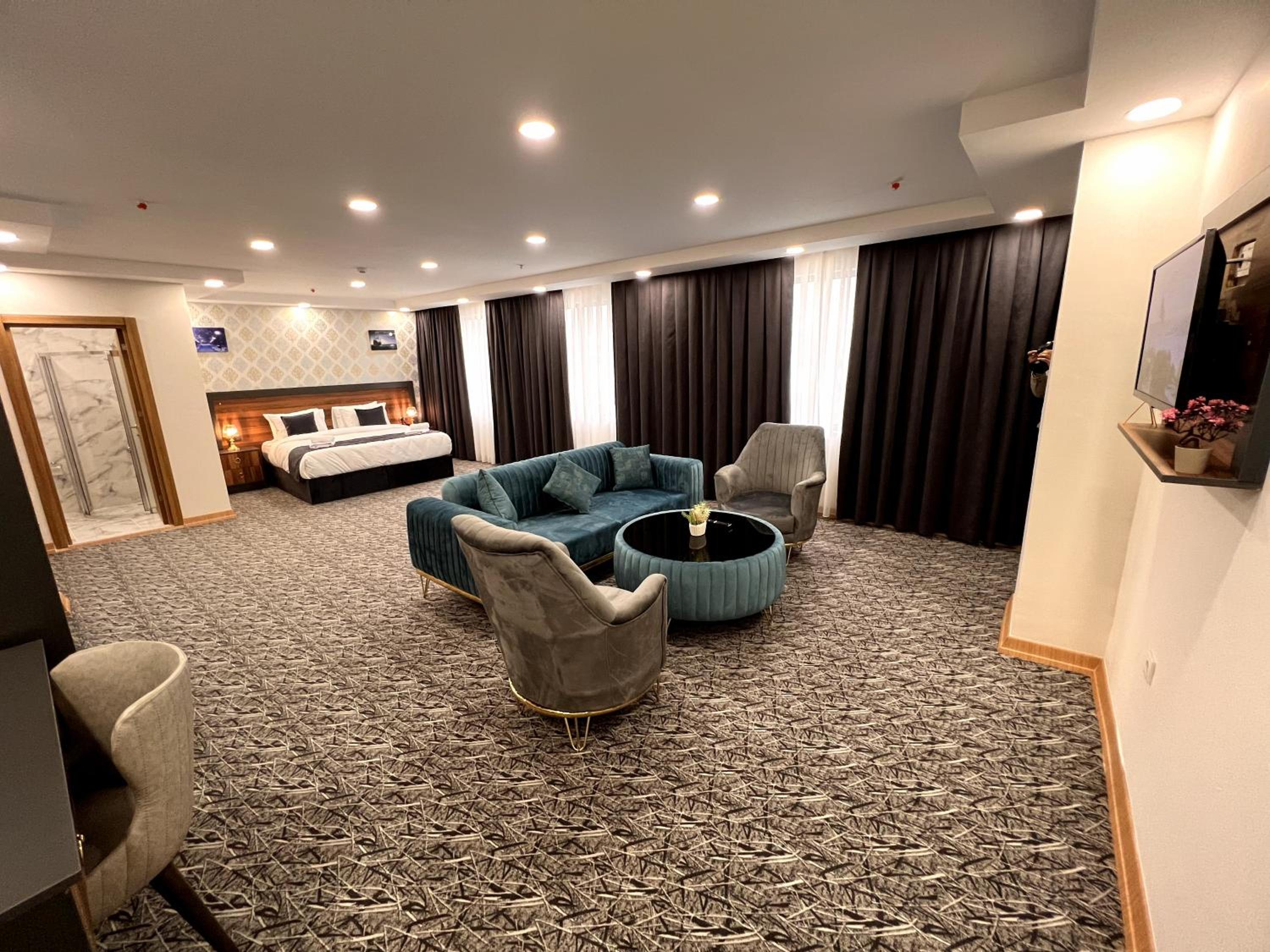 Suite photo 1