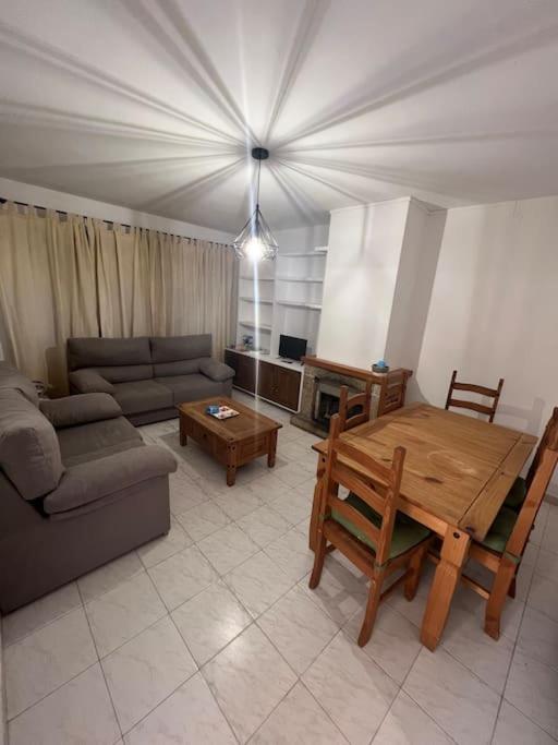 Casa de cuatro habitaciones