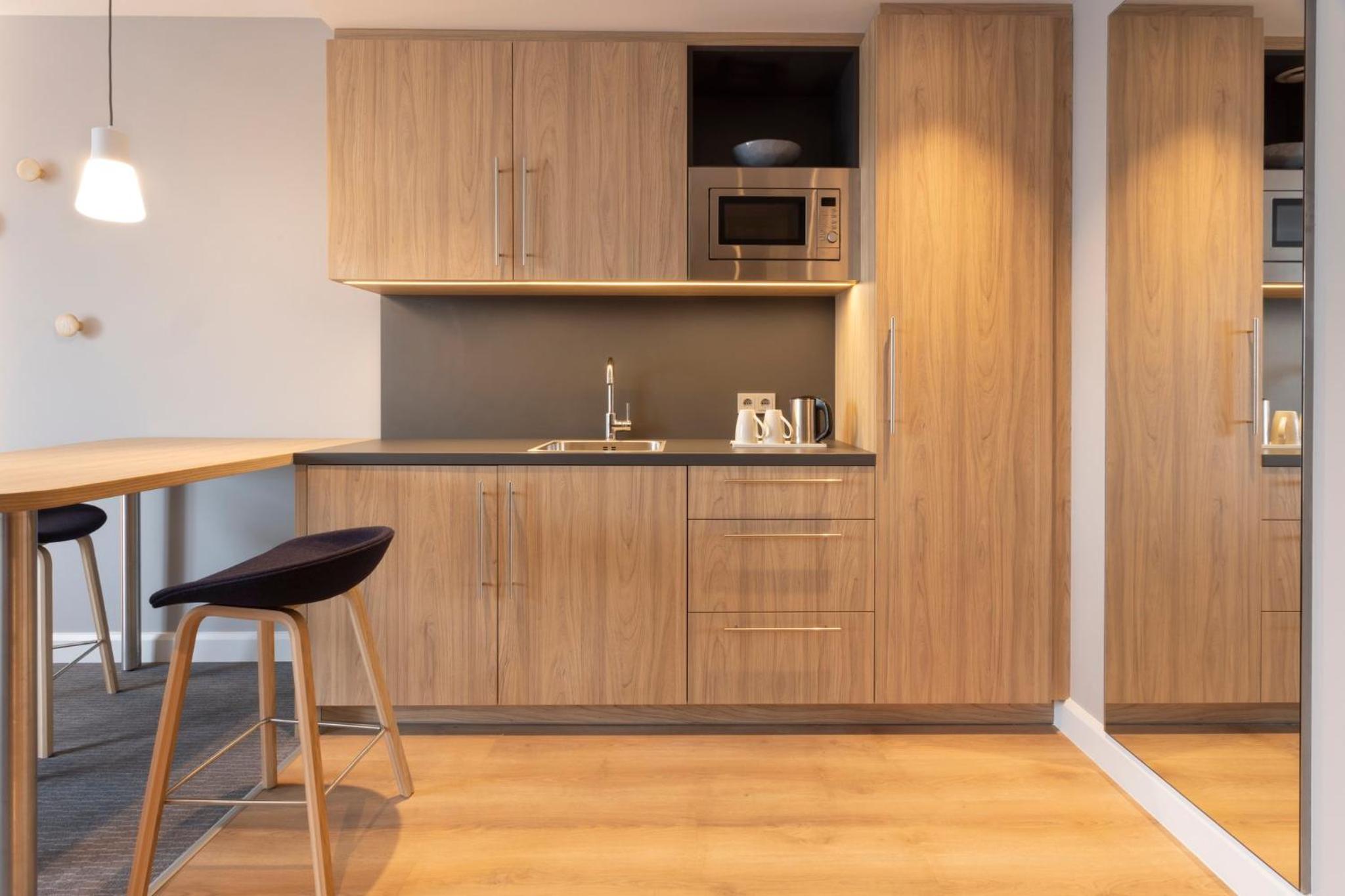 Queen Suite - Photo 3