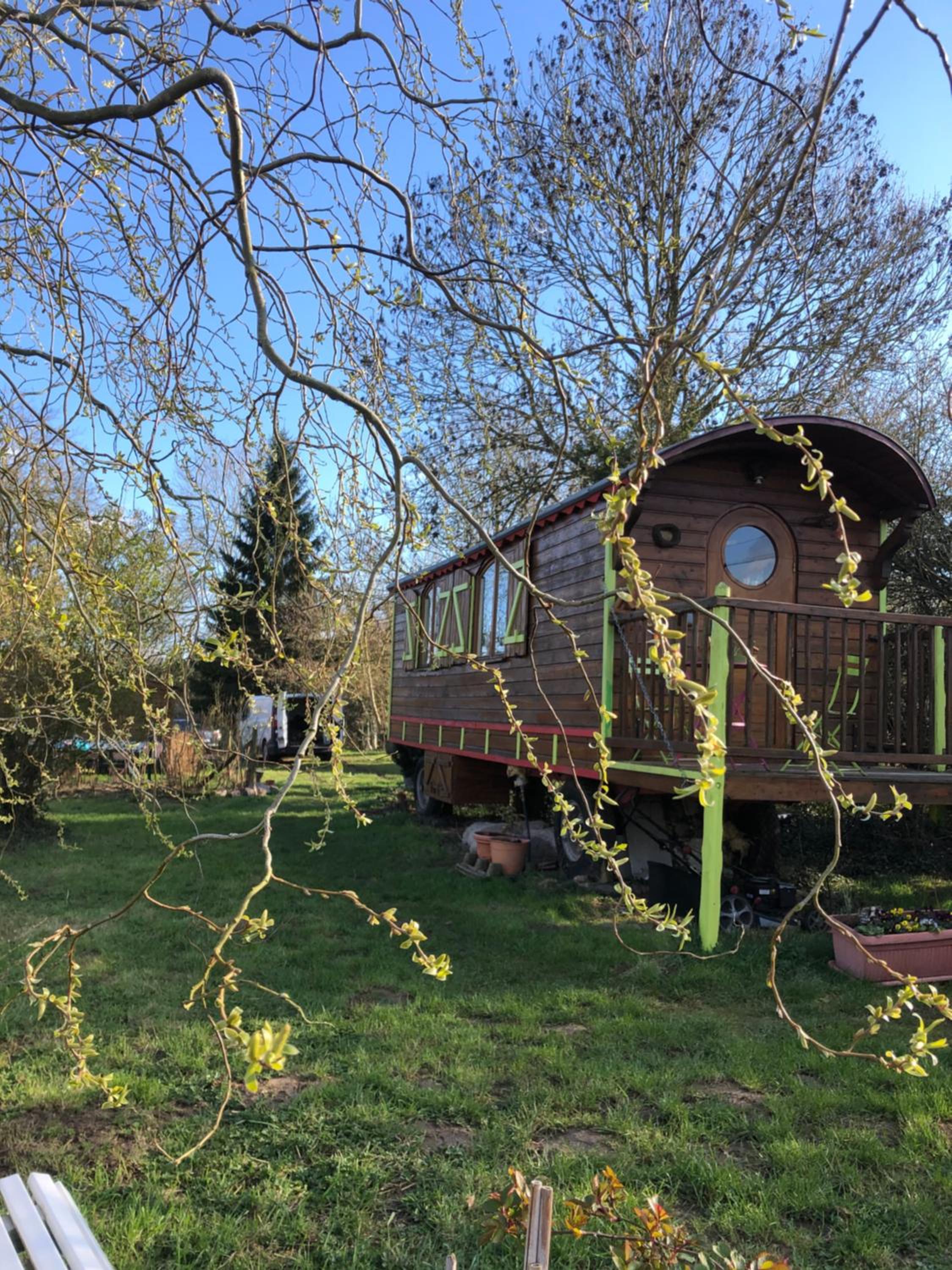 Wooden Caravan photo 2