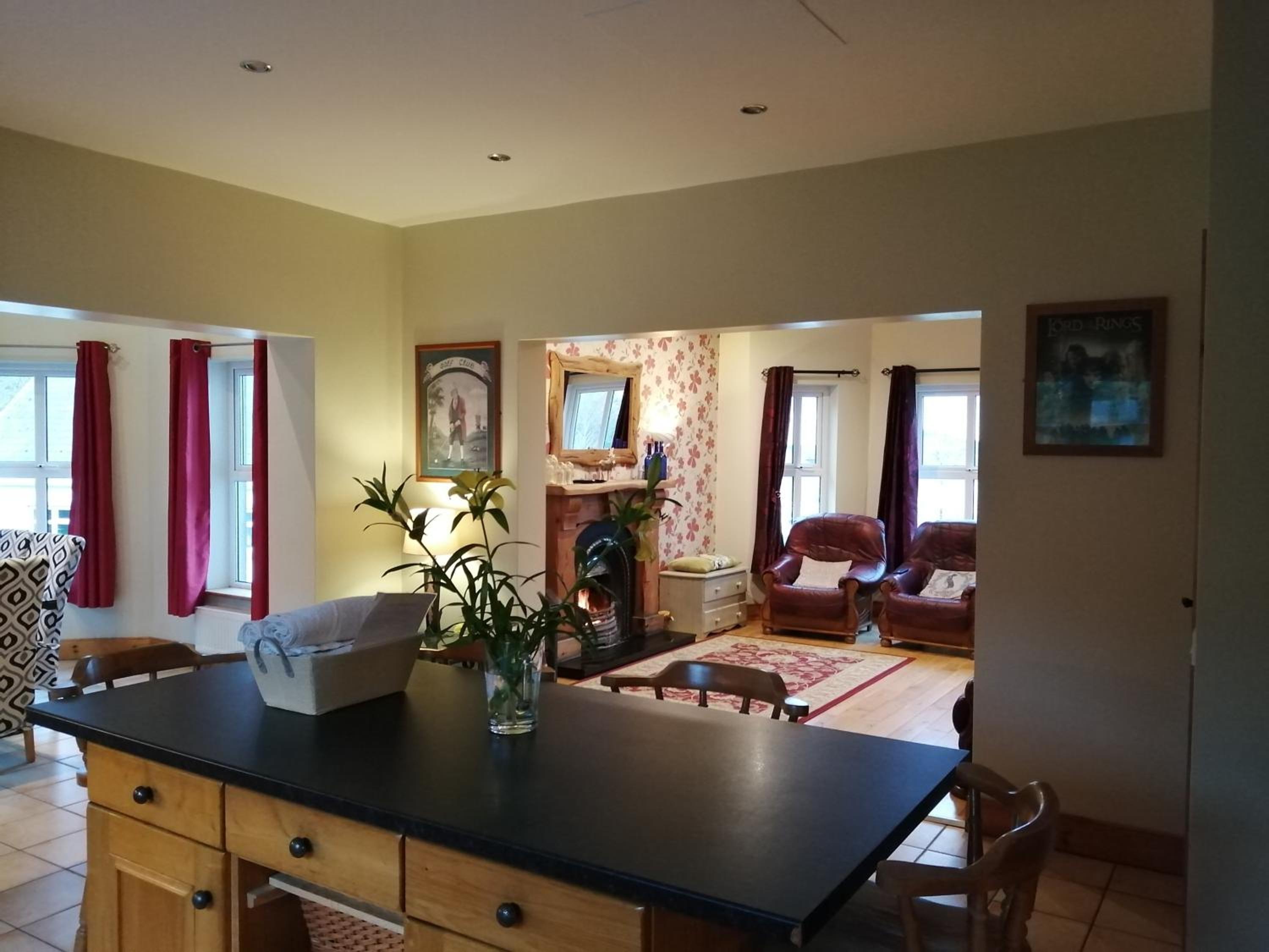 Three-Bedroom House - Photo 16