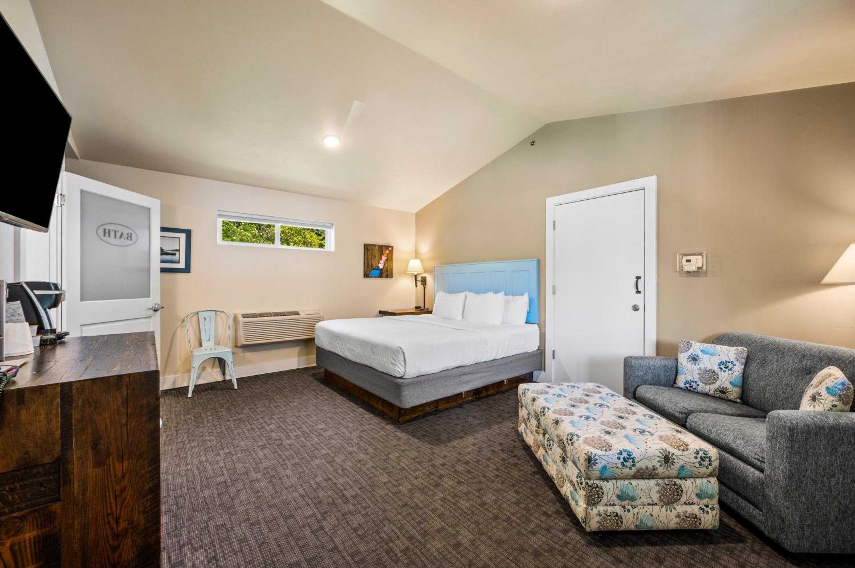 King Room (Pet Friendly) photo 1