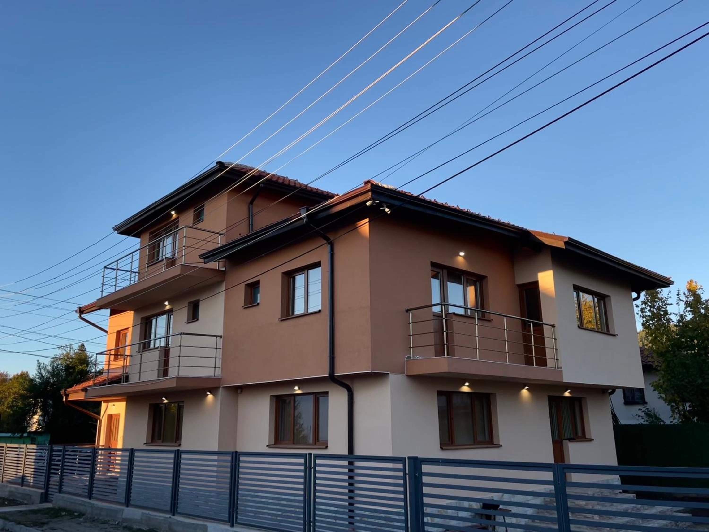 Villa photo 2