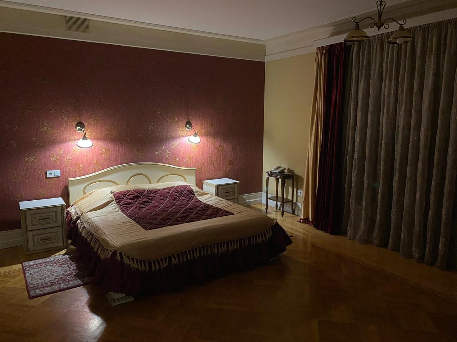 Suite with Spa Bath photo 3