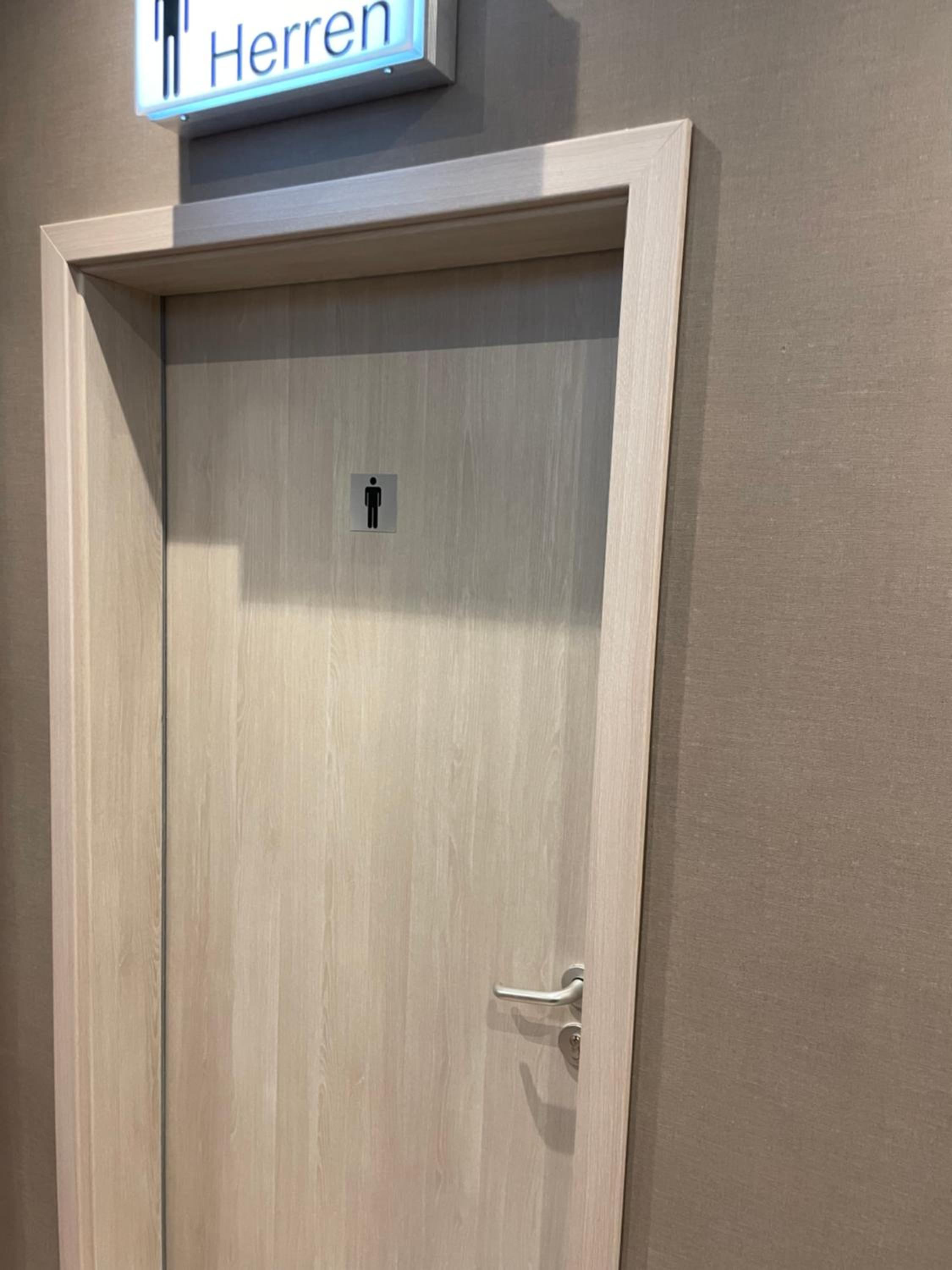 Economy Twin Room - Photo 5