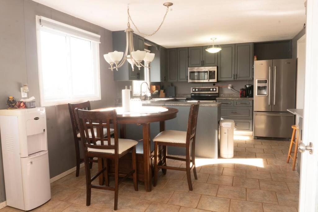 Four-Bedroom House photo 3