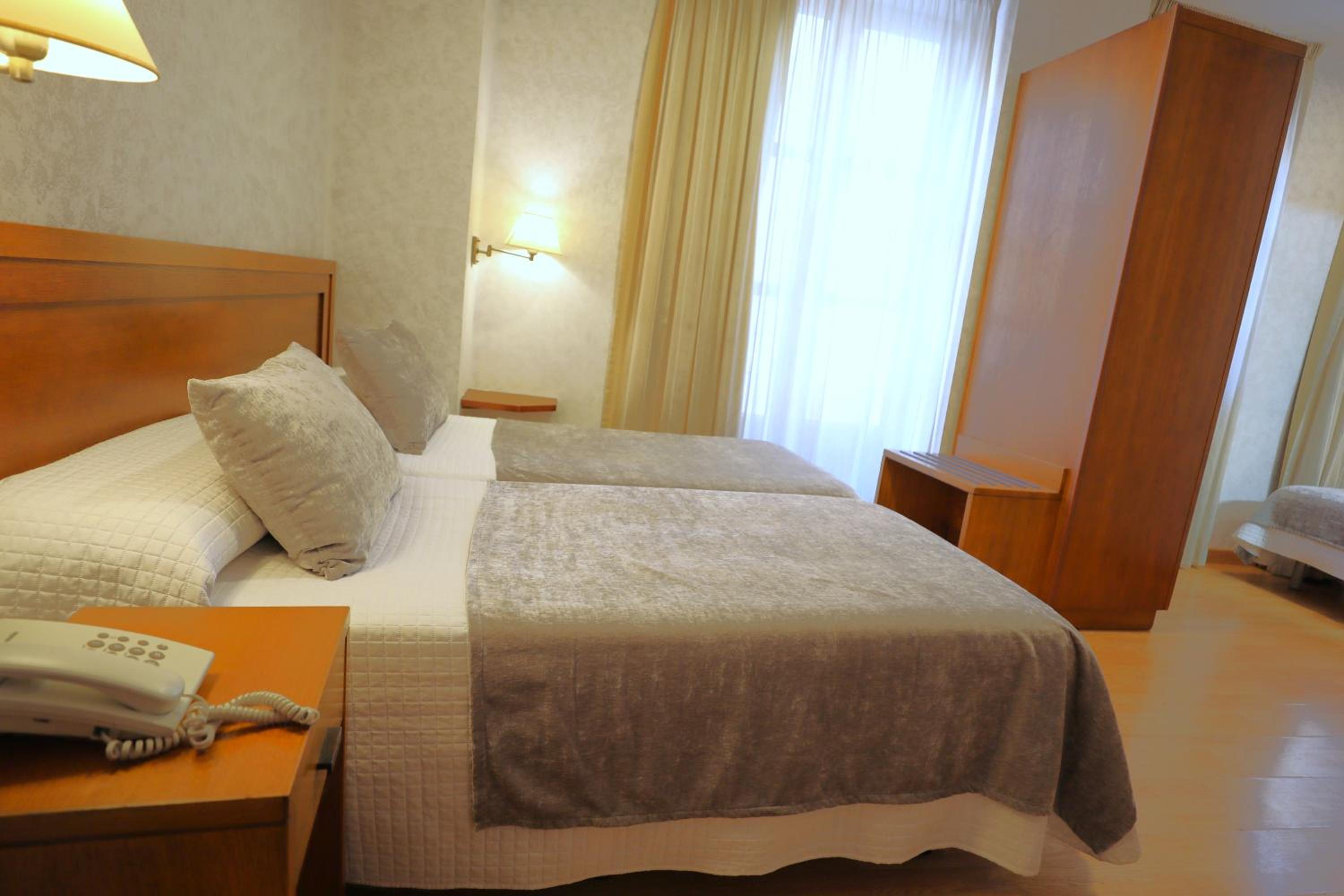 Standard Triple Room photo 3