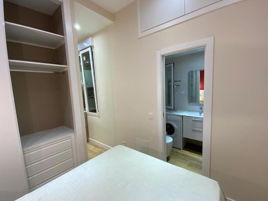 Studio Apartment photo 3