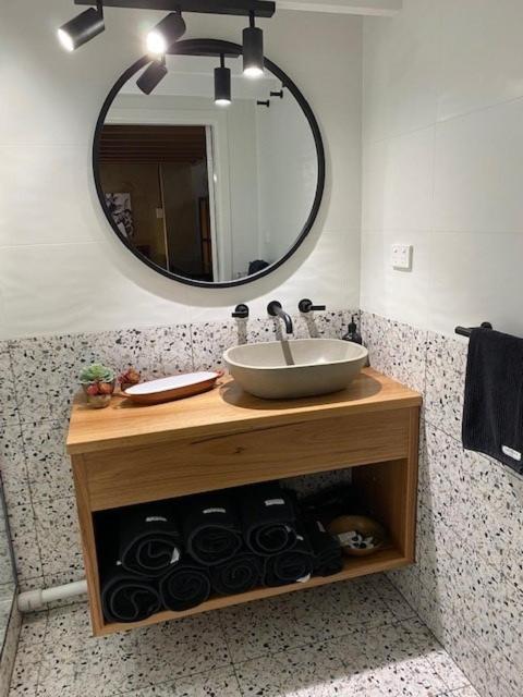Studio Apartment photo 3