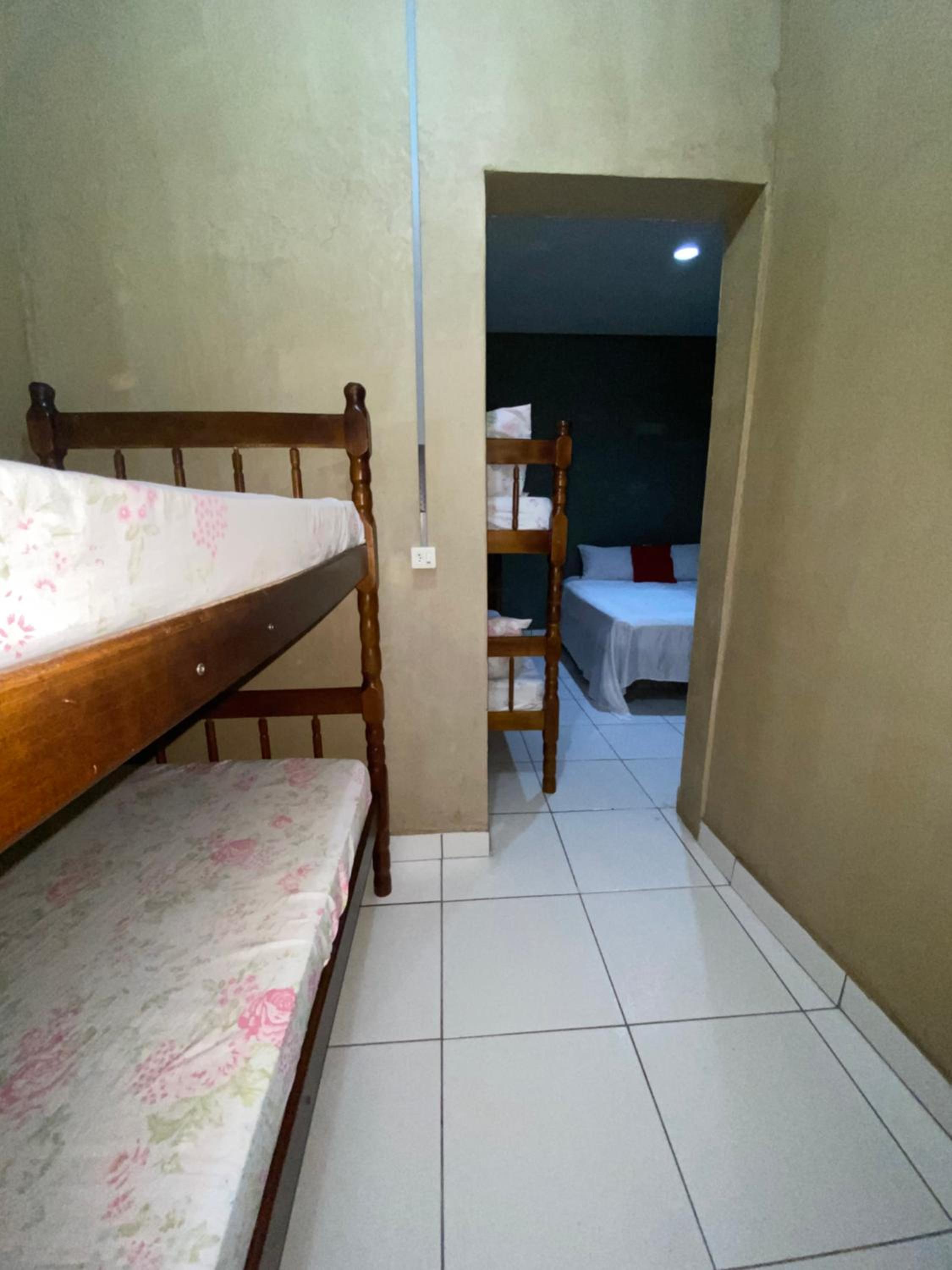 Deluxe Family Suite