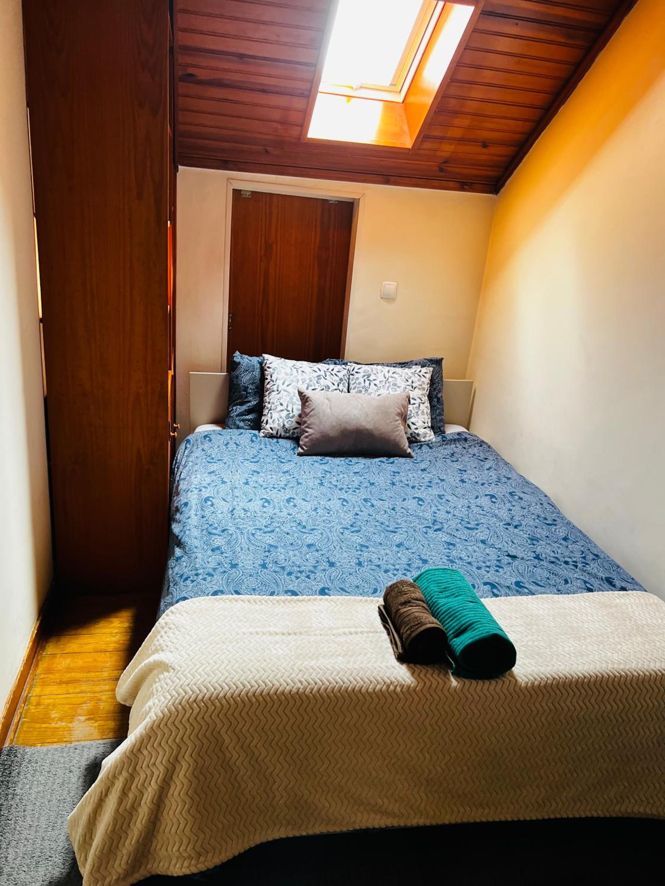 Three-Bedroom Apartment - Photo 18