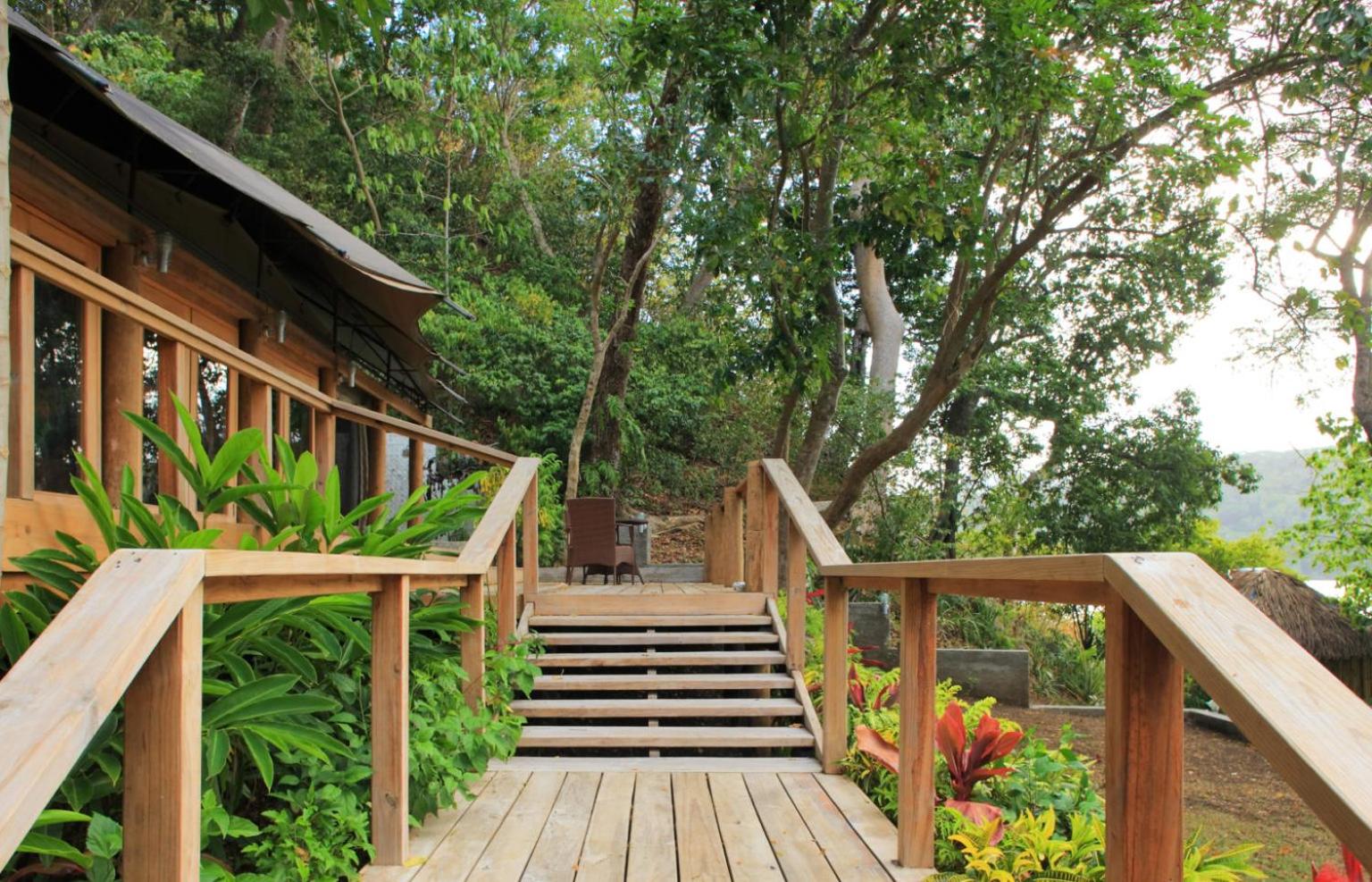 Bungalow - Water Front  photo 3