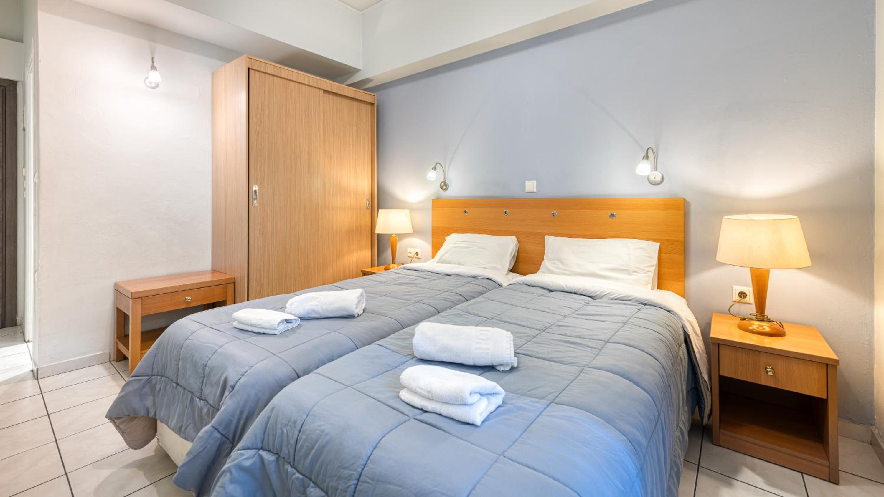 Double or Twin Room — the supplier's photographs — photo 6