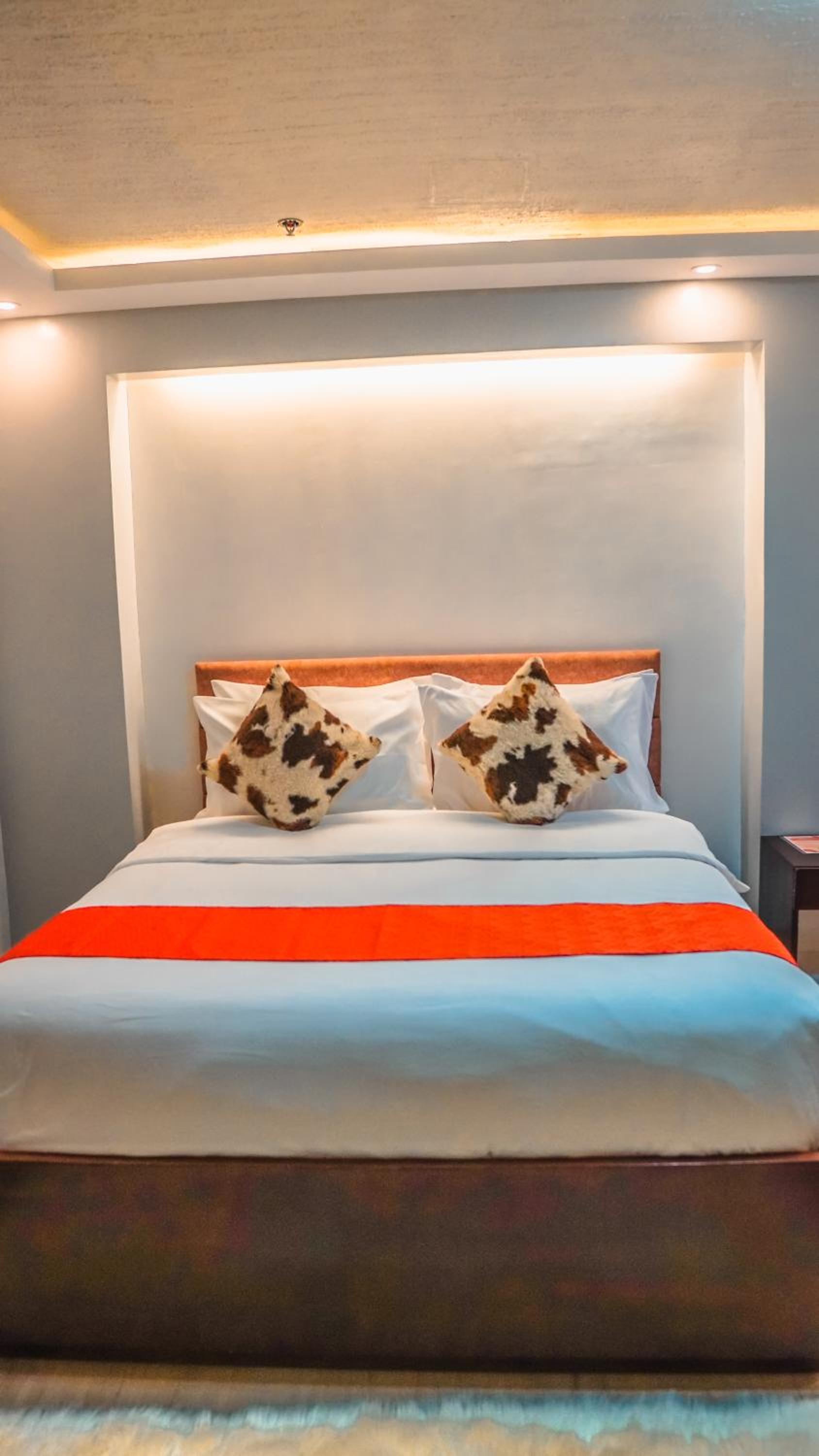 Deluxe Queen Room - Photo 3