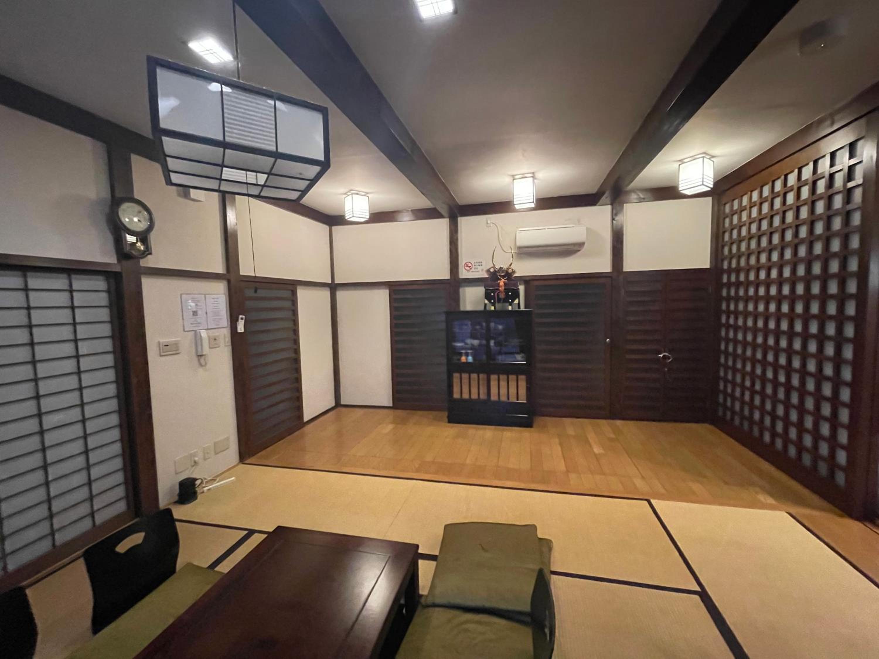 Four-Bedroom House - Photo 36