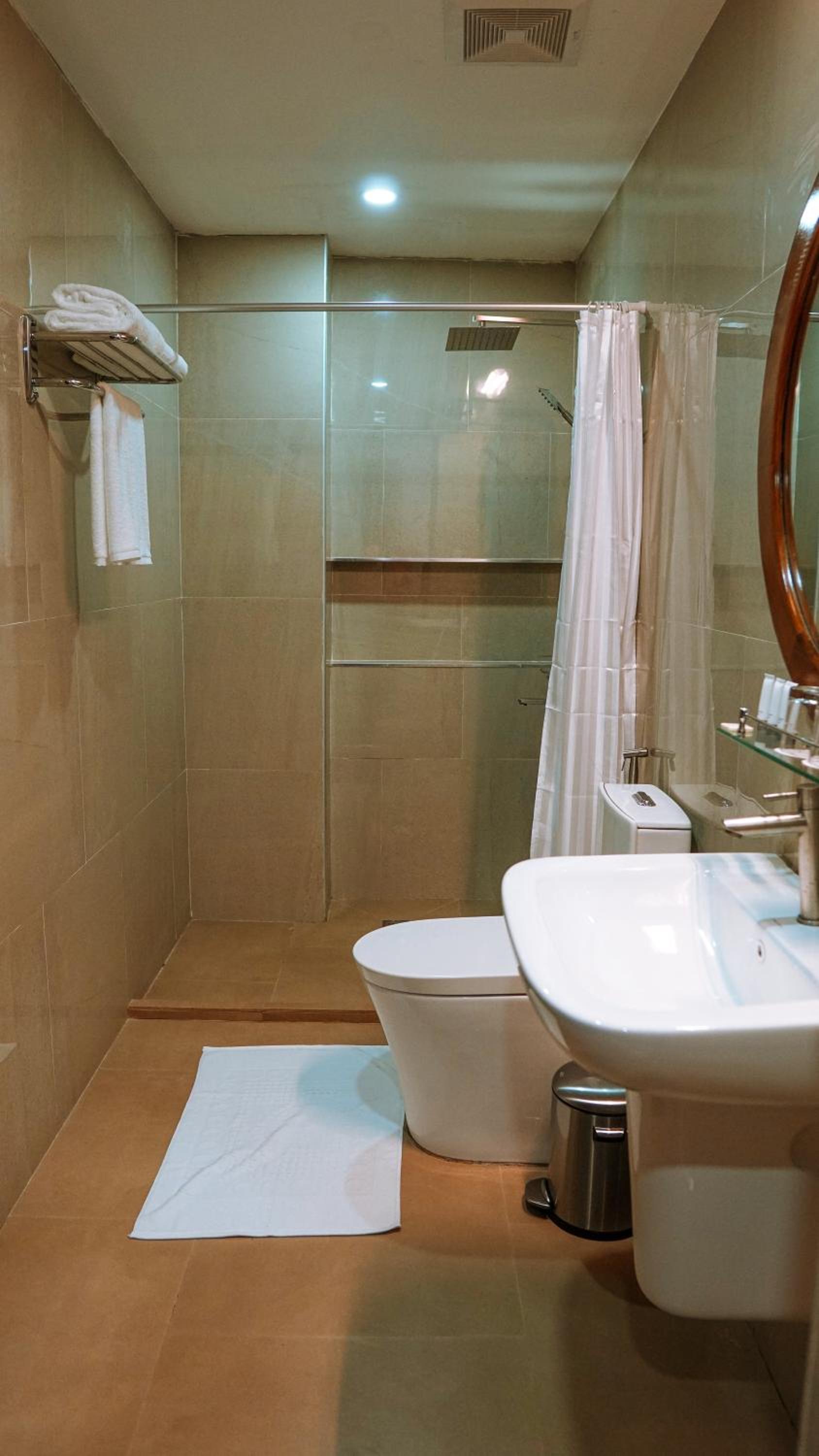 Deluxe Double Room - Photo 12