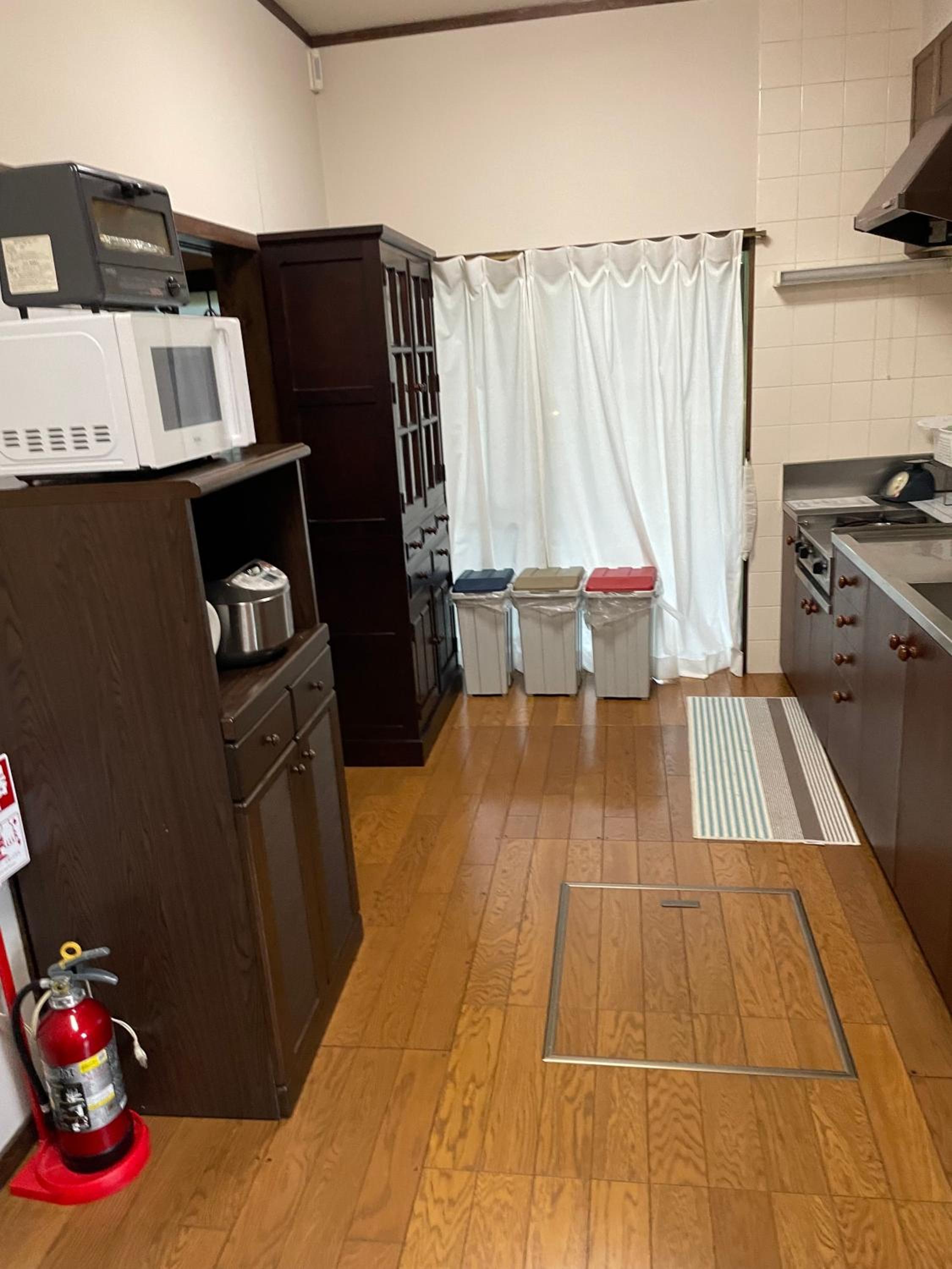 Four-Bedroom House - Photo 15