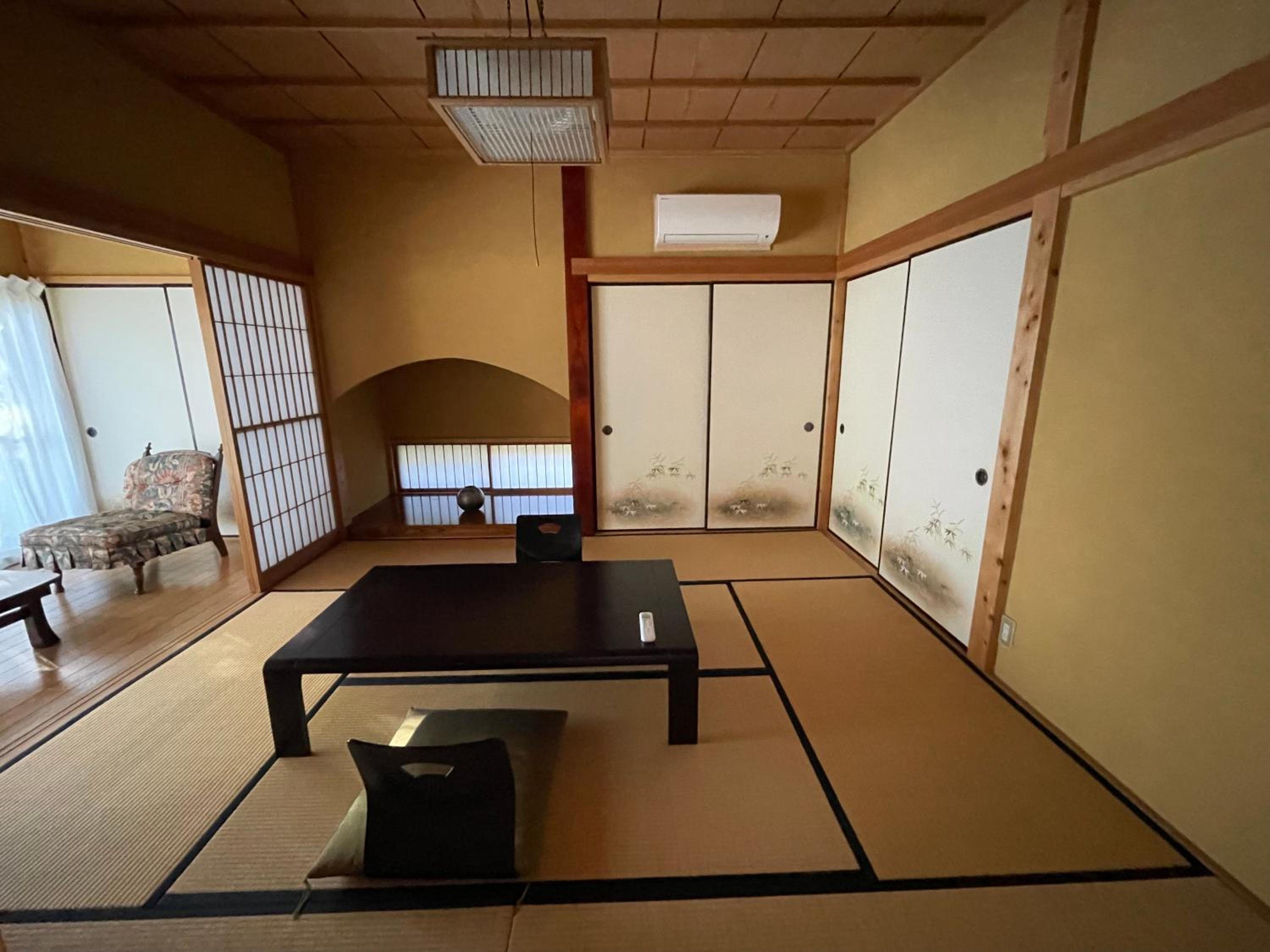 Four-Bedroom House - Photo 14