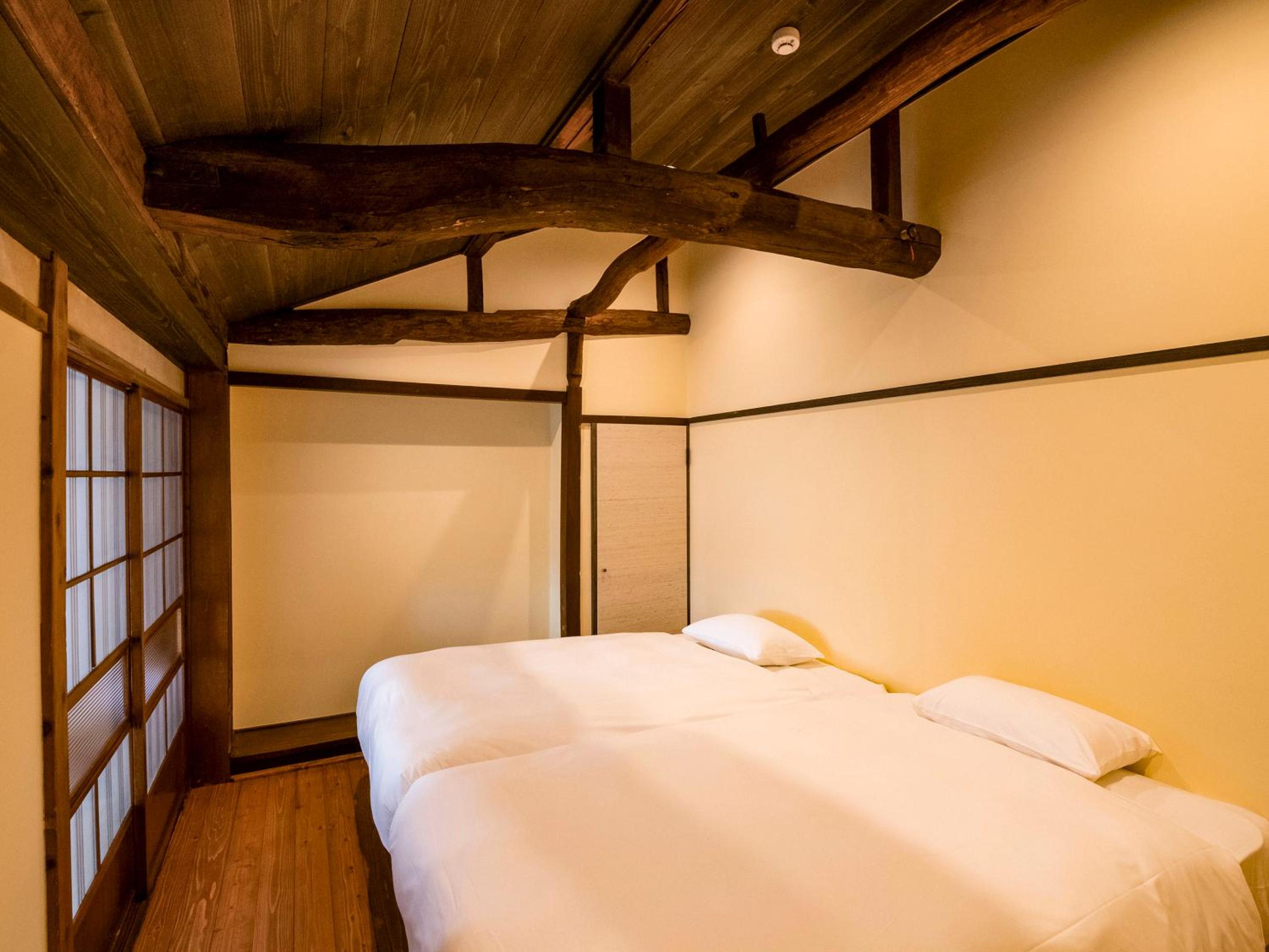 Deluxe Quadruple Room - Photo 4