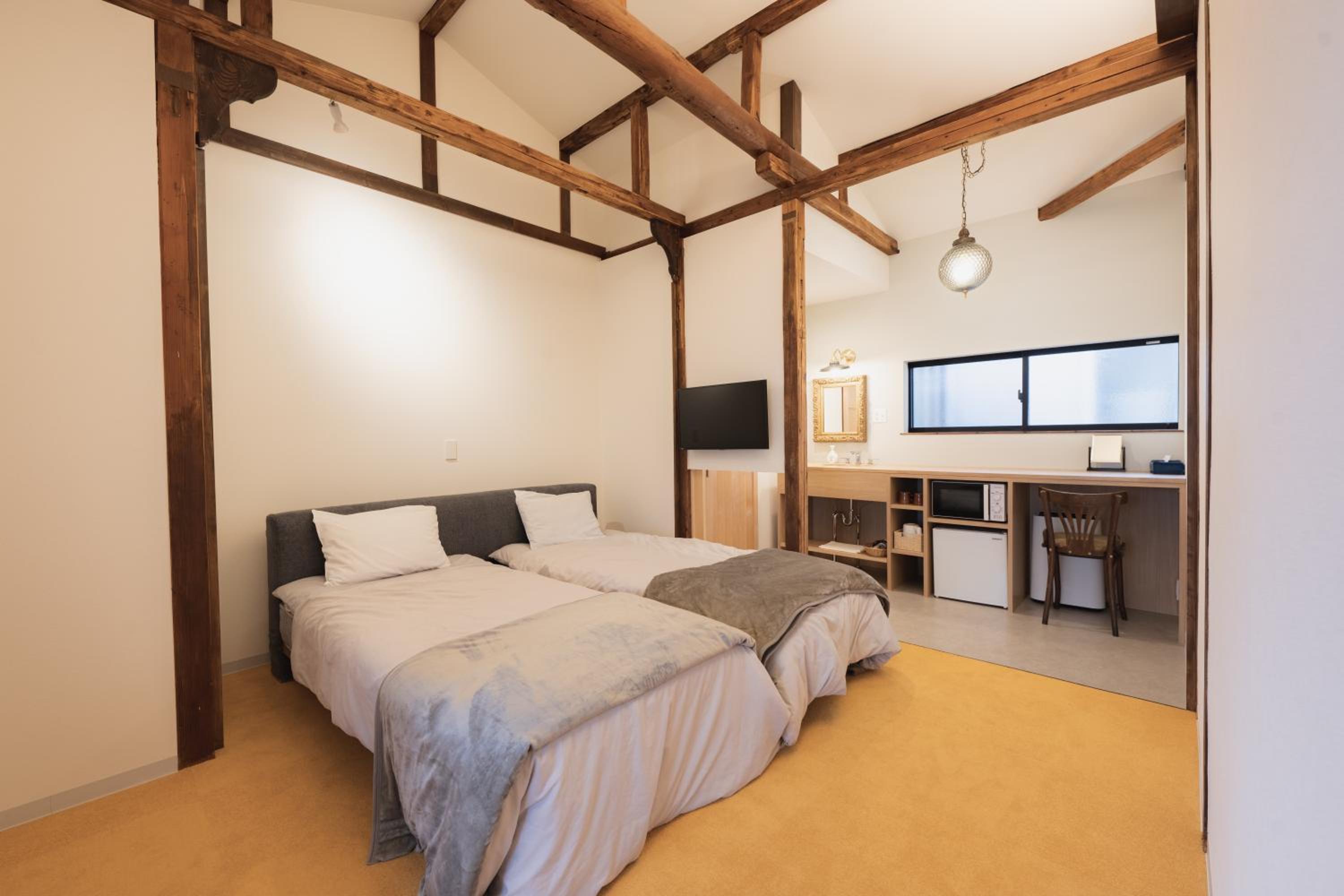 Triple Room with Shared Bathroom photo 1