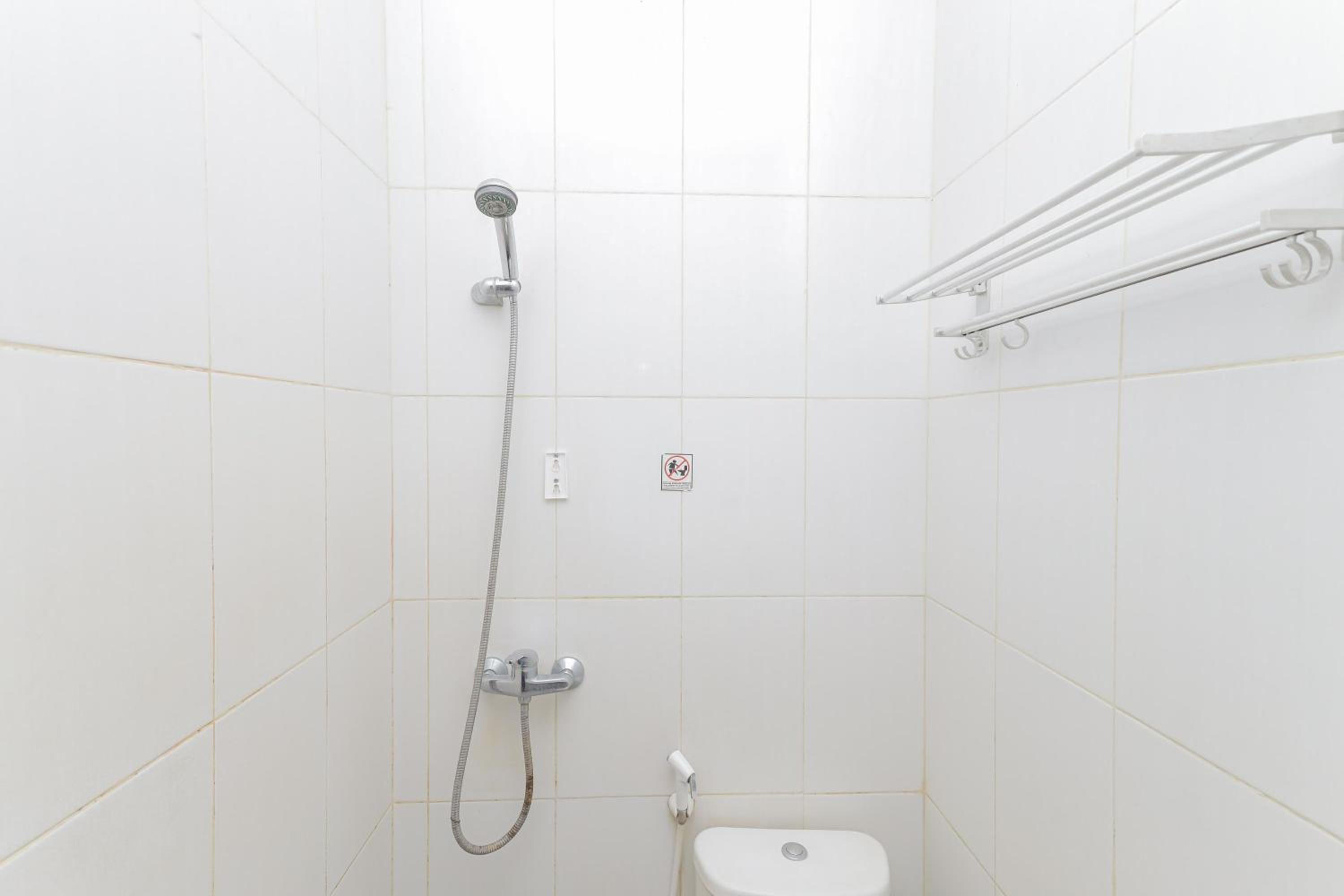 Deluxe Room - Photo 7