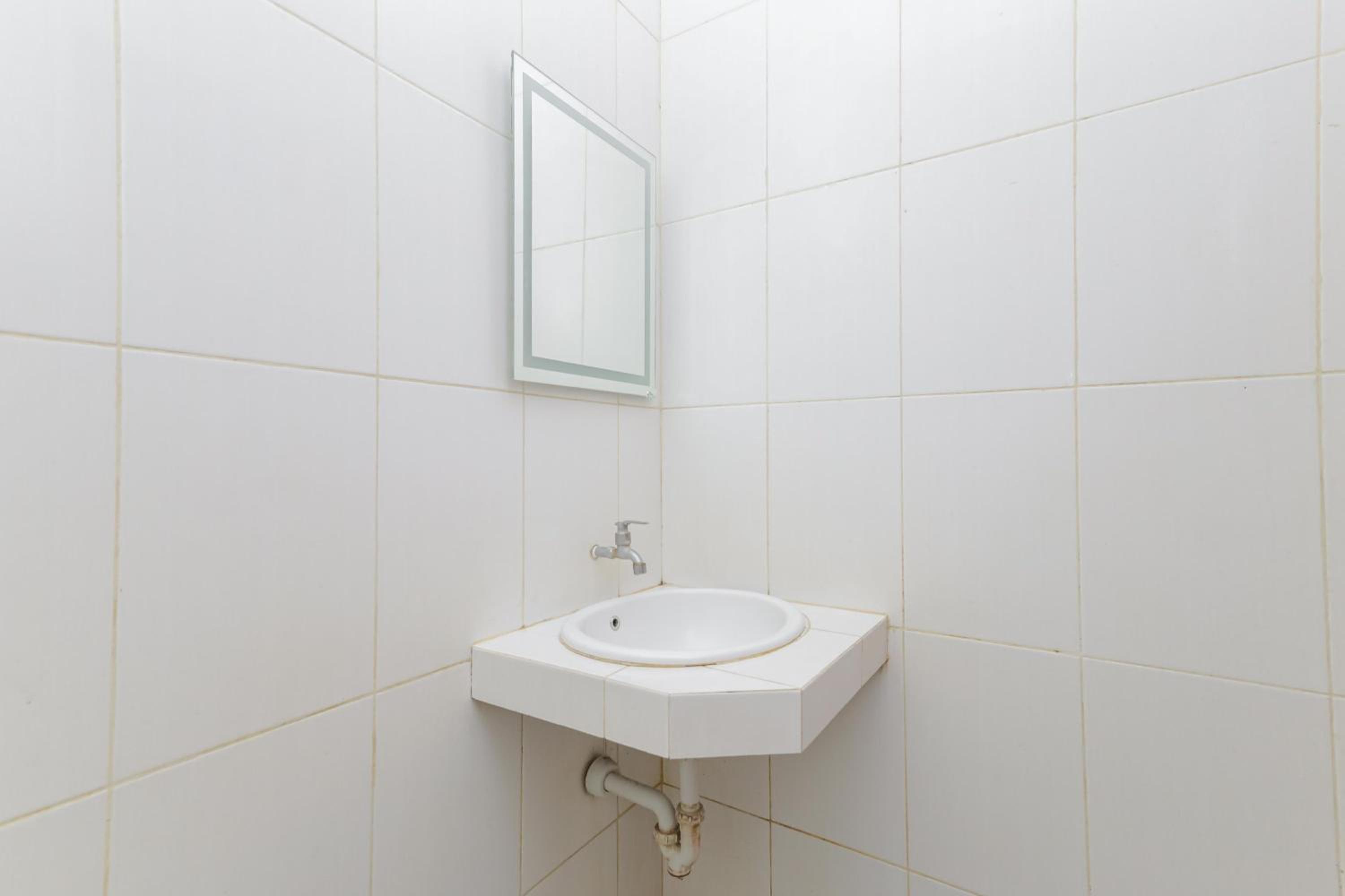 Standard Double Room - Photo 4