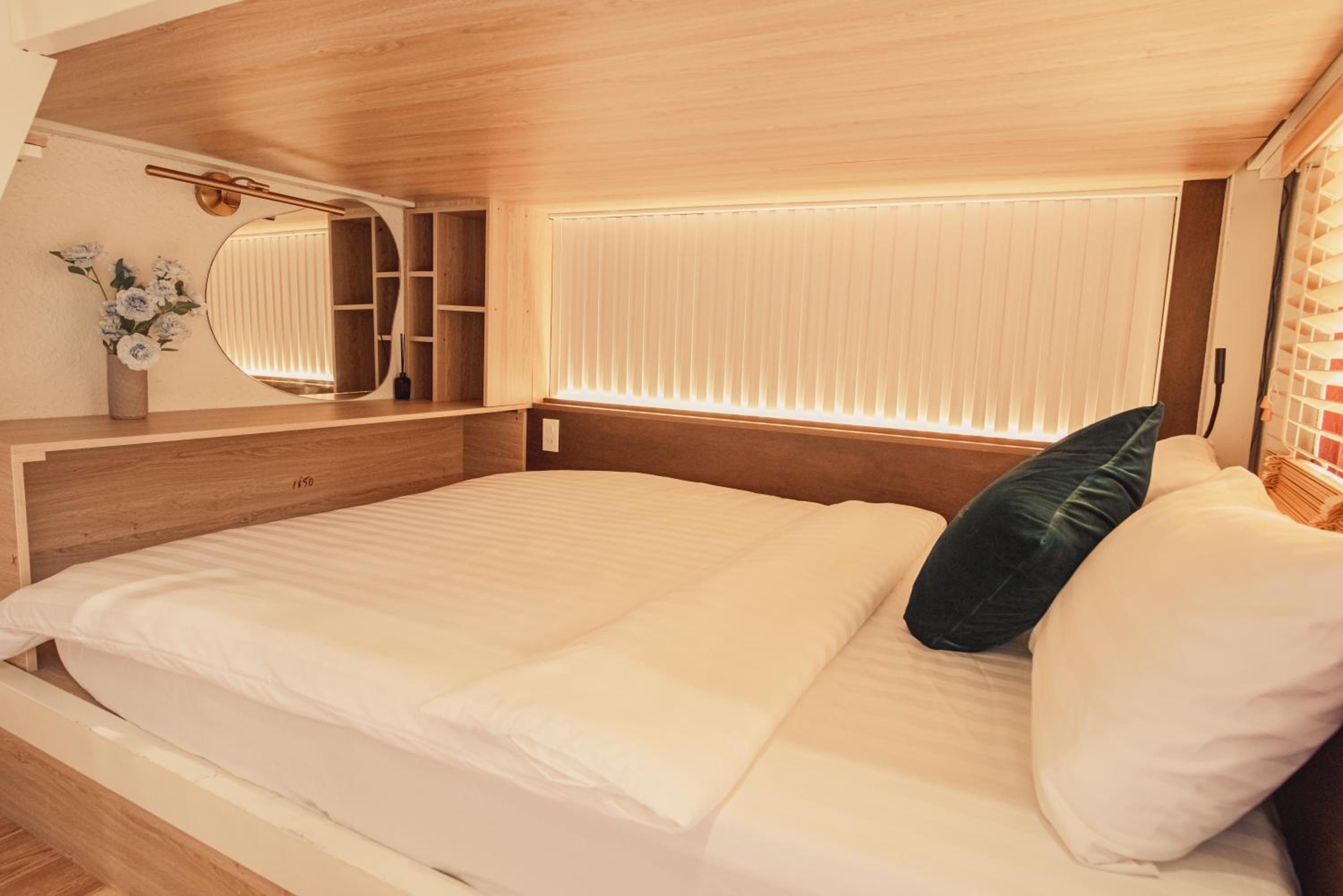 Economy Triple Room - Photo 2