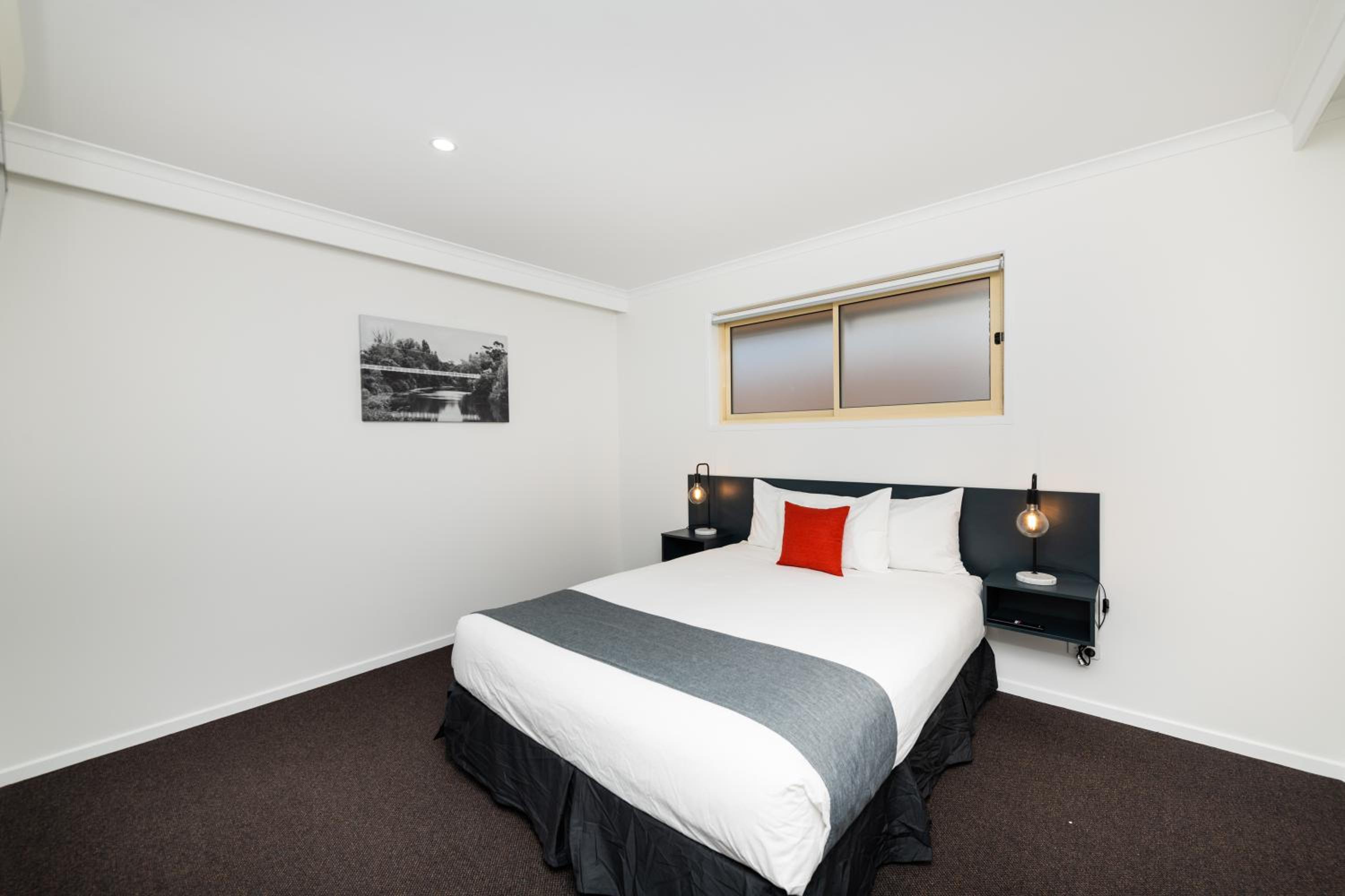 Family Suite (No Pets) photo 1