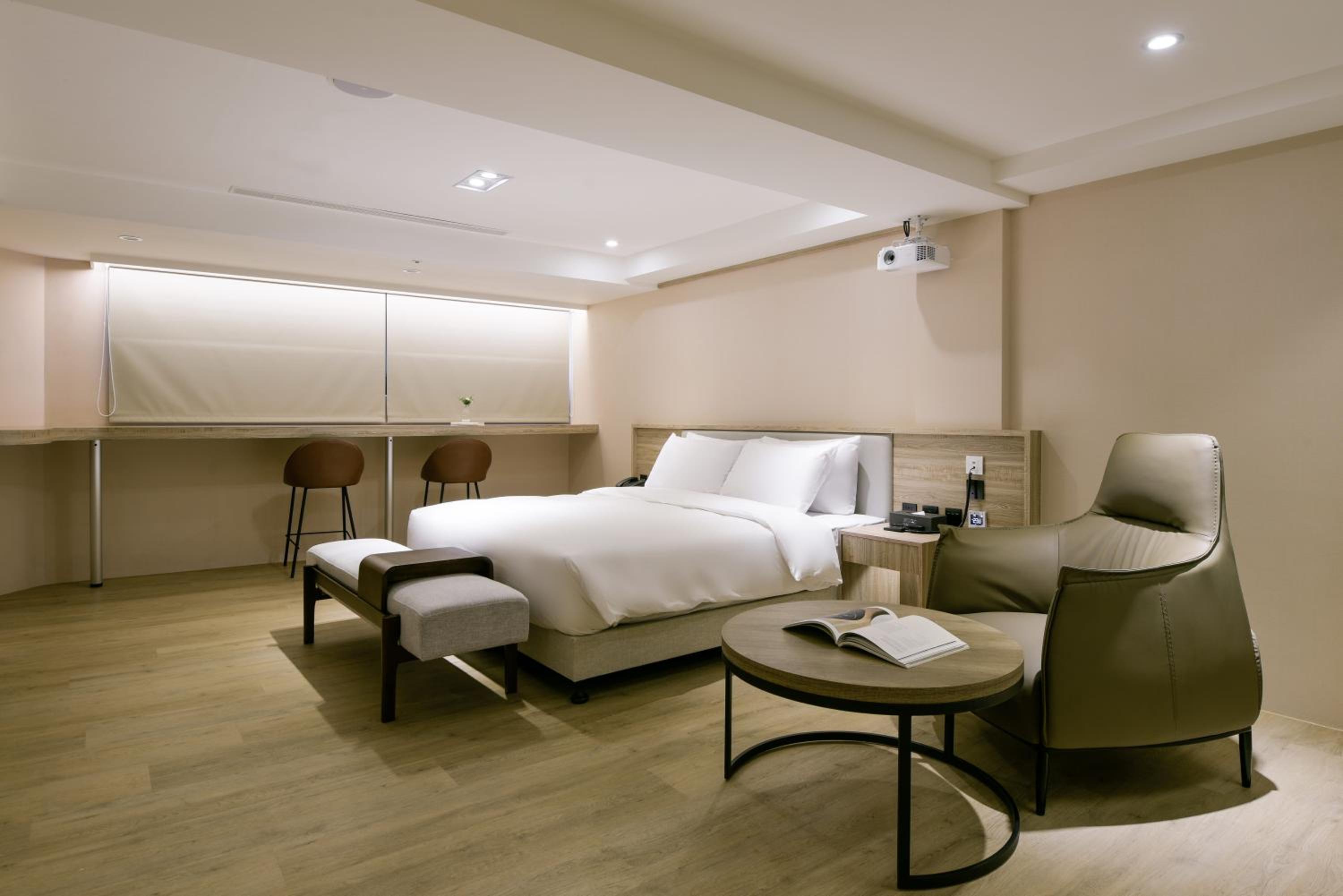 Superior Suite - Photo 1