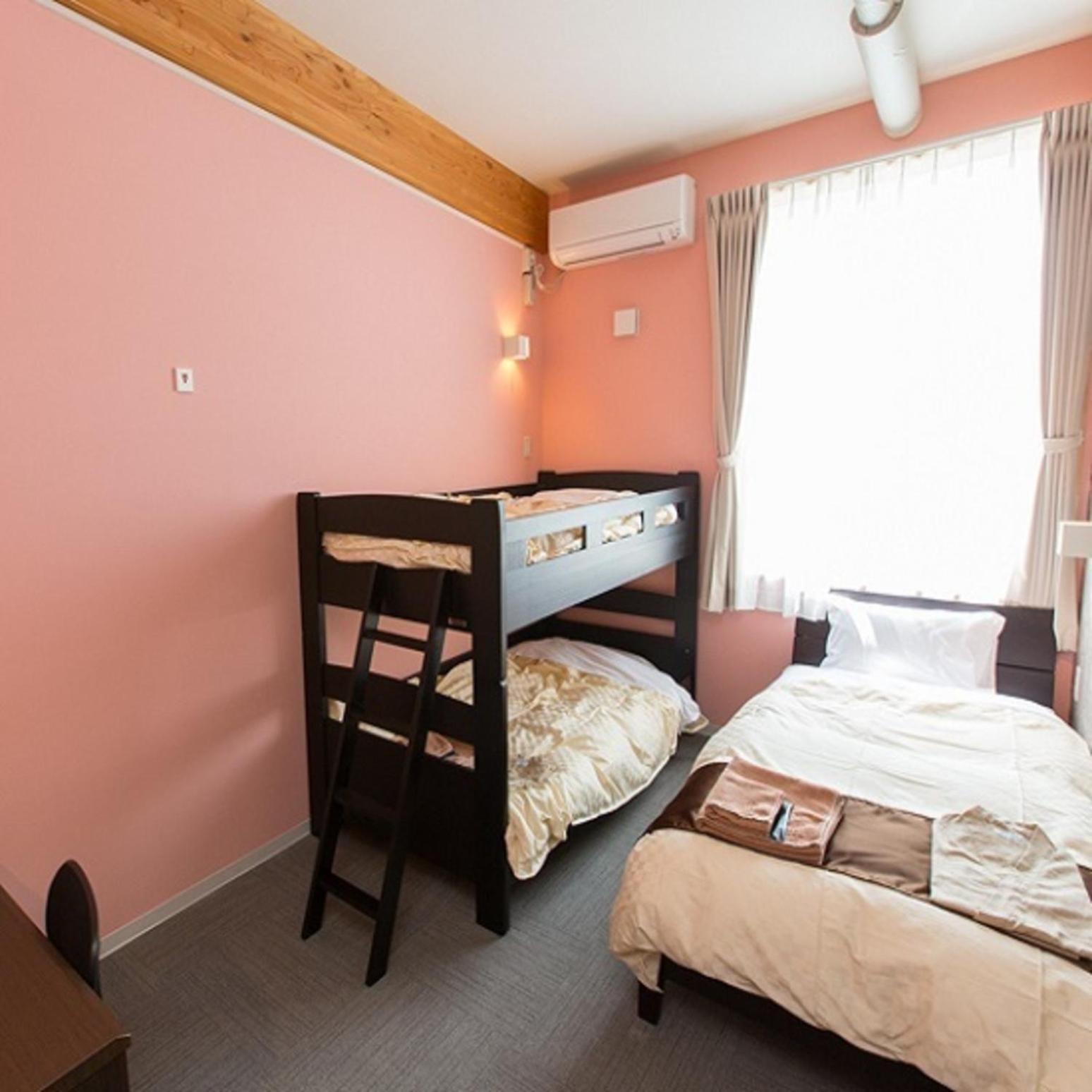 Standard Triple Room - Photo 1