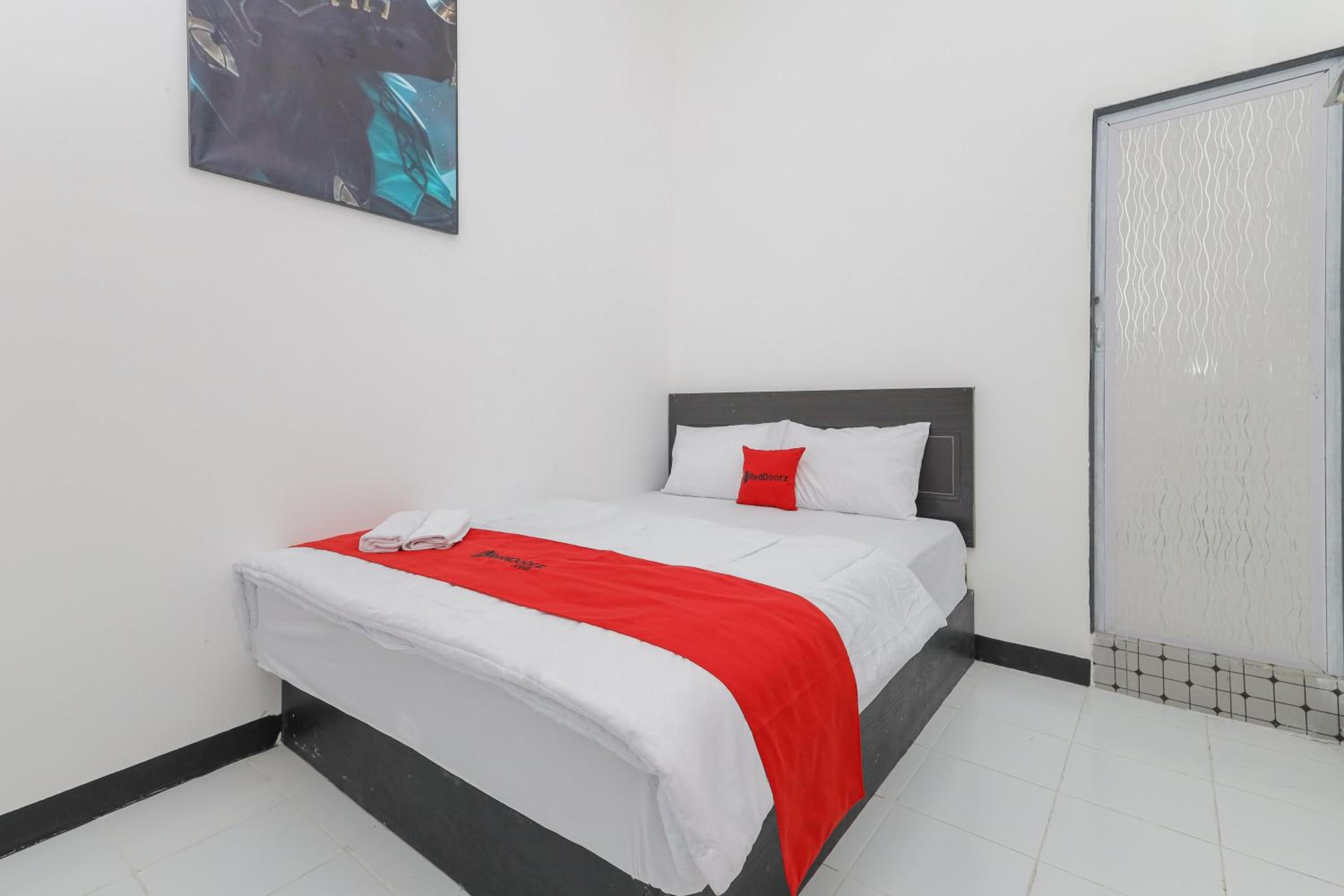 Standard Double Room - Photo 6