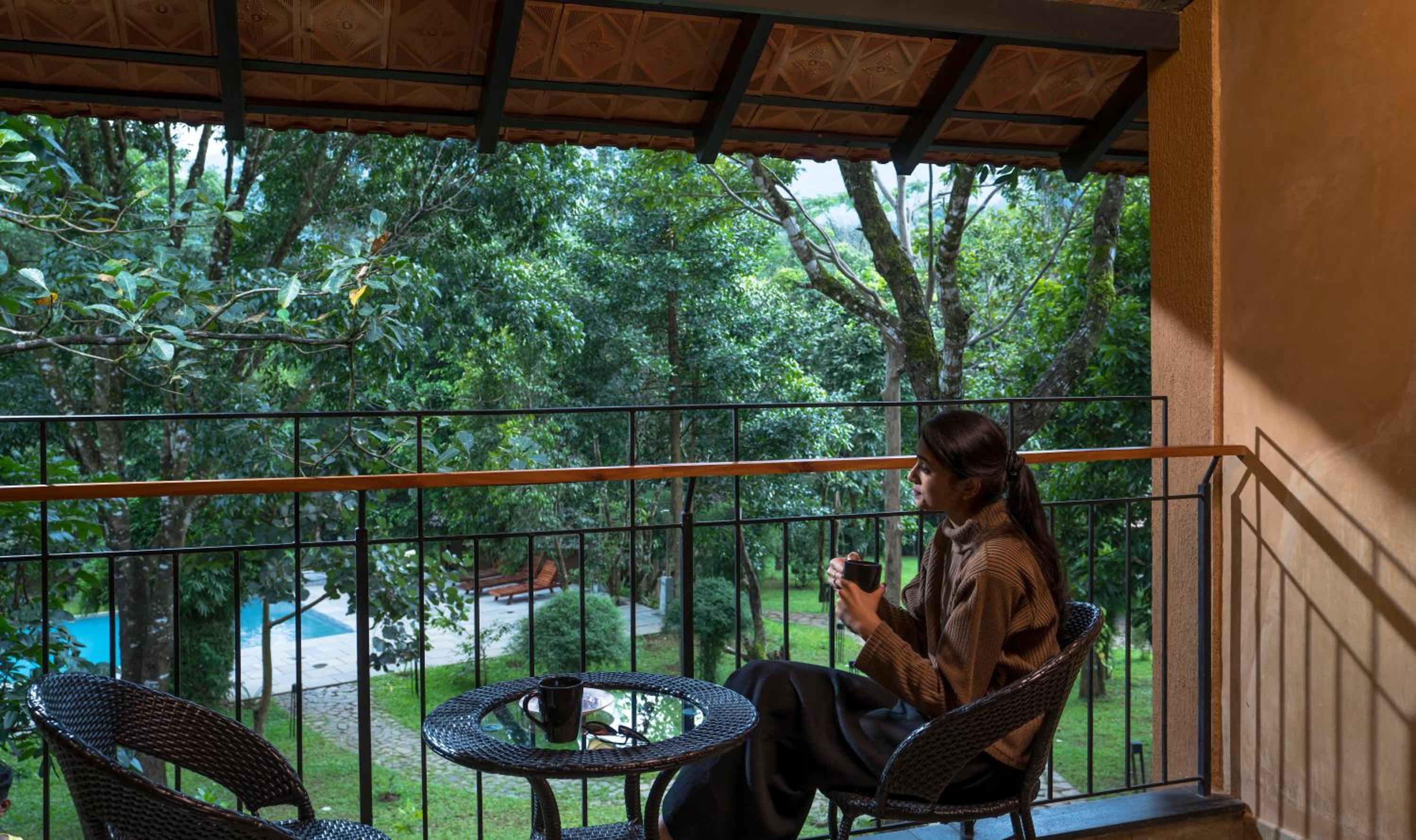 Deluxe Double Room with Balcony (Complementary 2 hour early checkin & Late checkout) - Photo 3