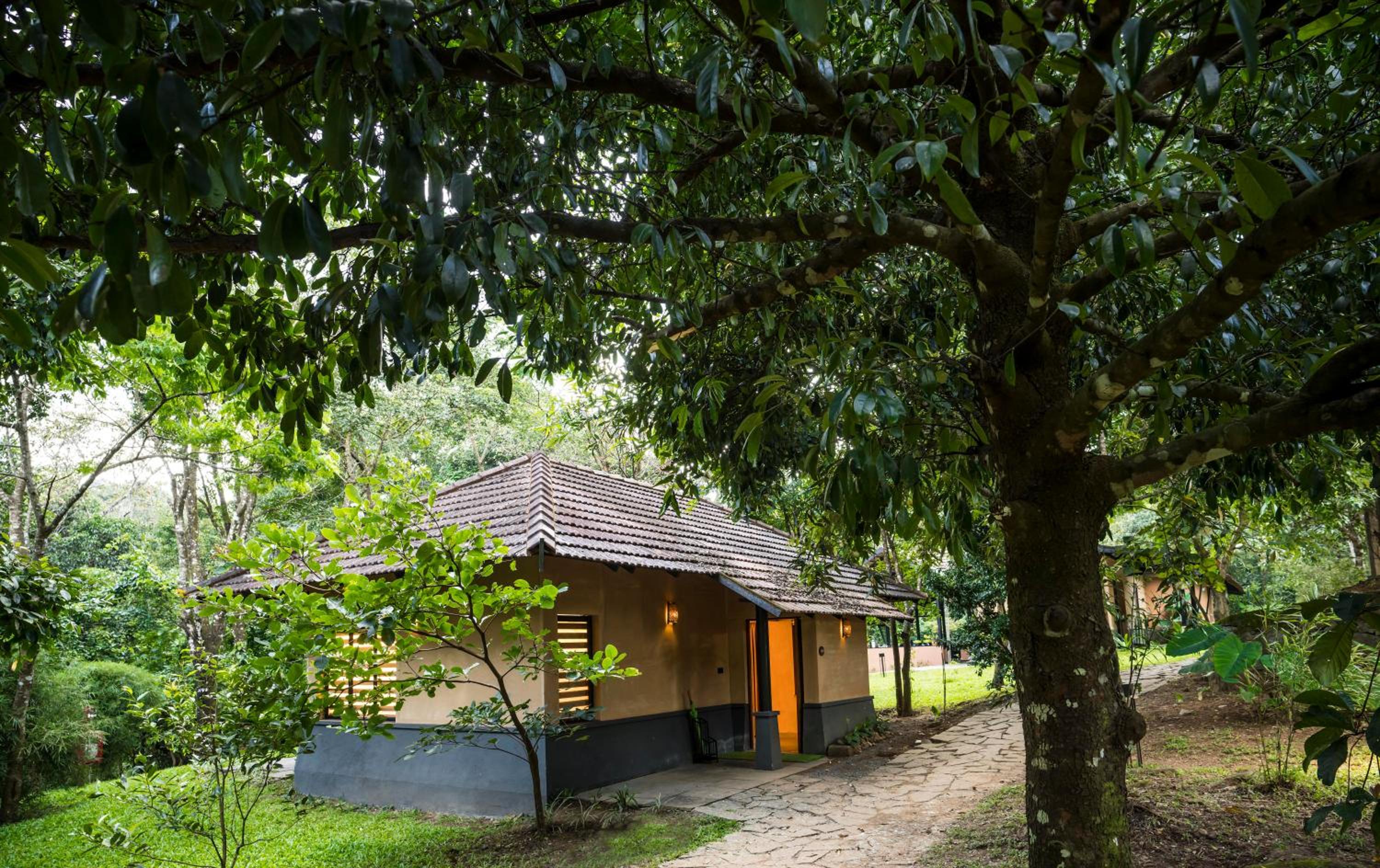 One-Bedroom Cottage - Photo 3