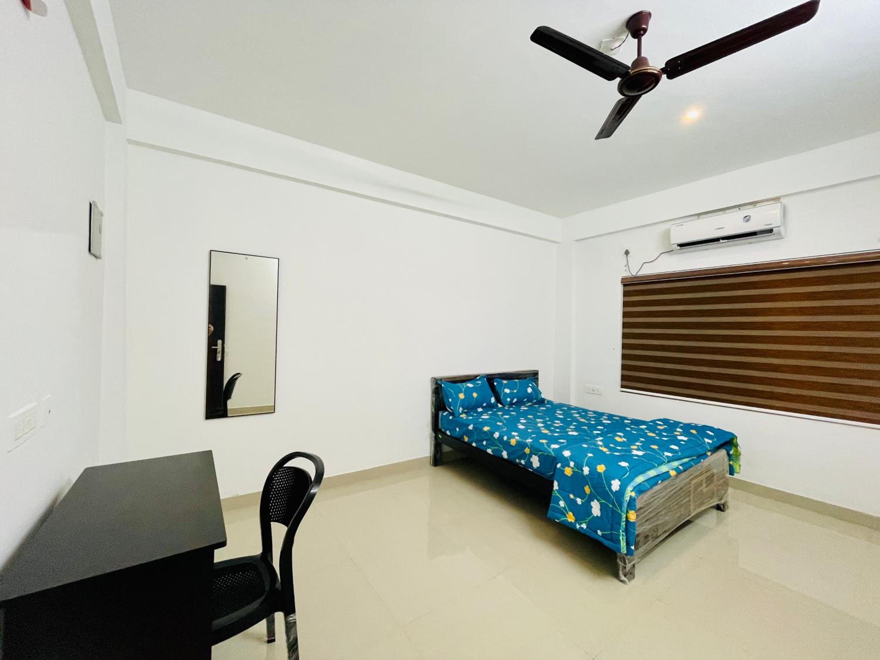 Double Room (1 Adult + 1 Child)
