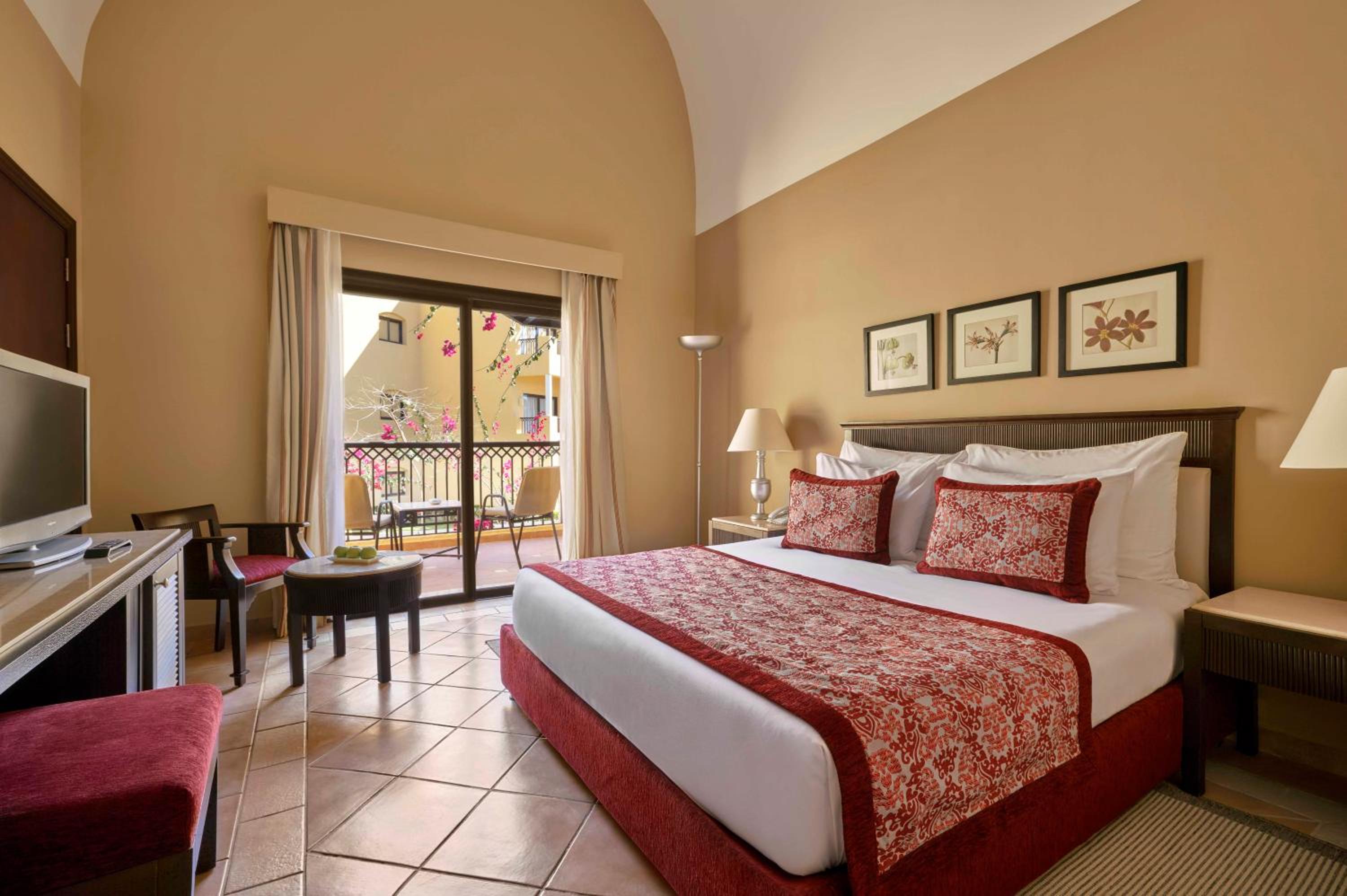 Superior, Queen or Twin Bed, Garden View - Photo 1