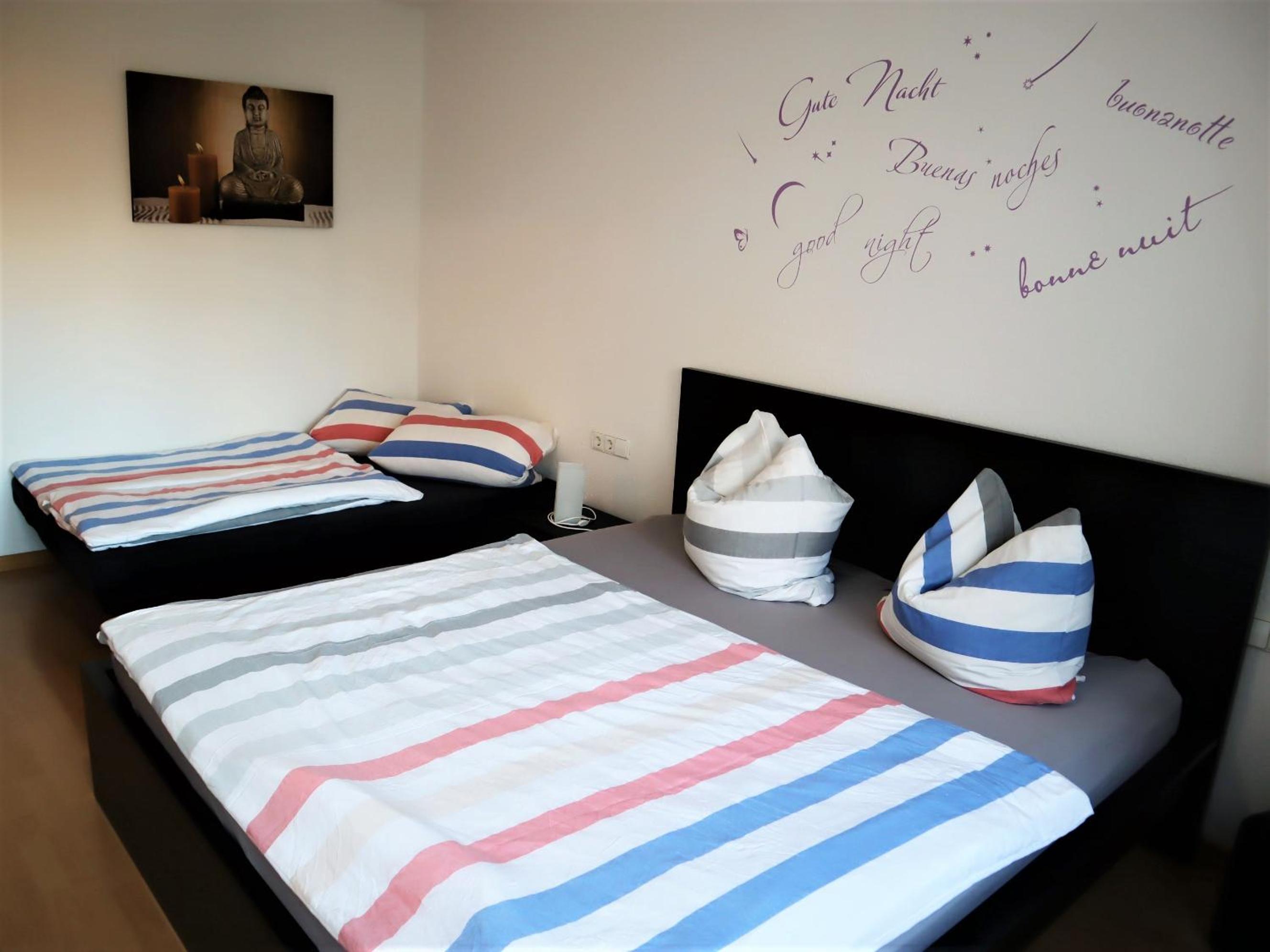 Apartment with Balcony - Photo 14