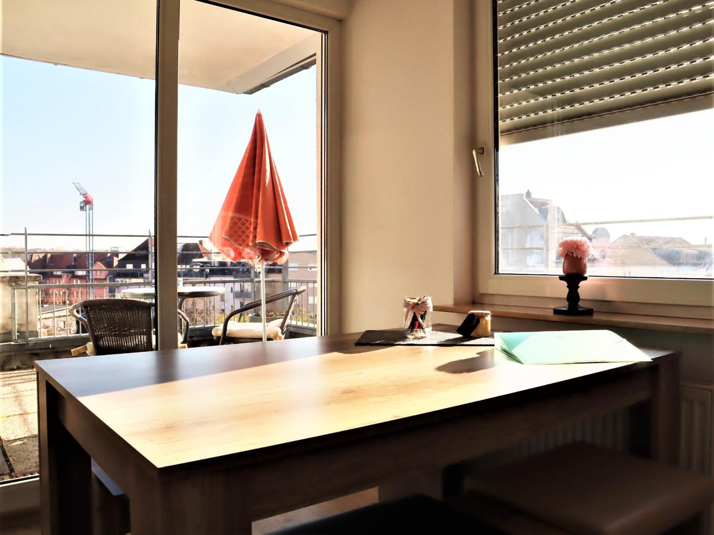 Apartment with Terrace - Photo 11