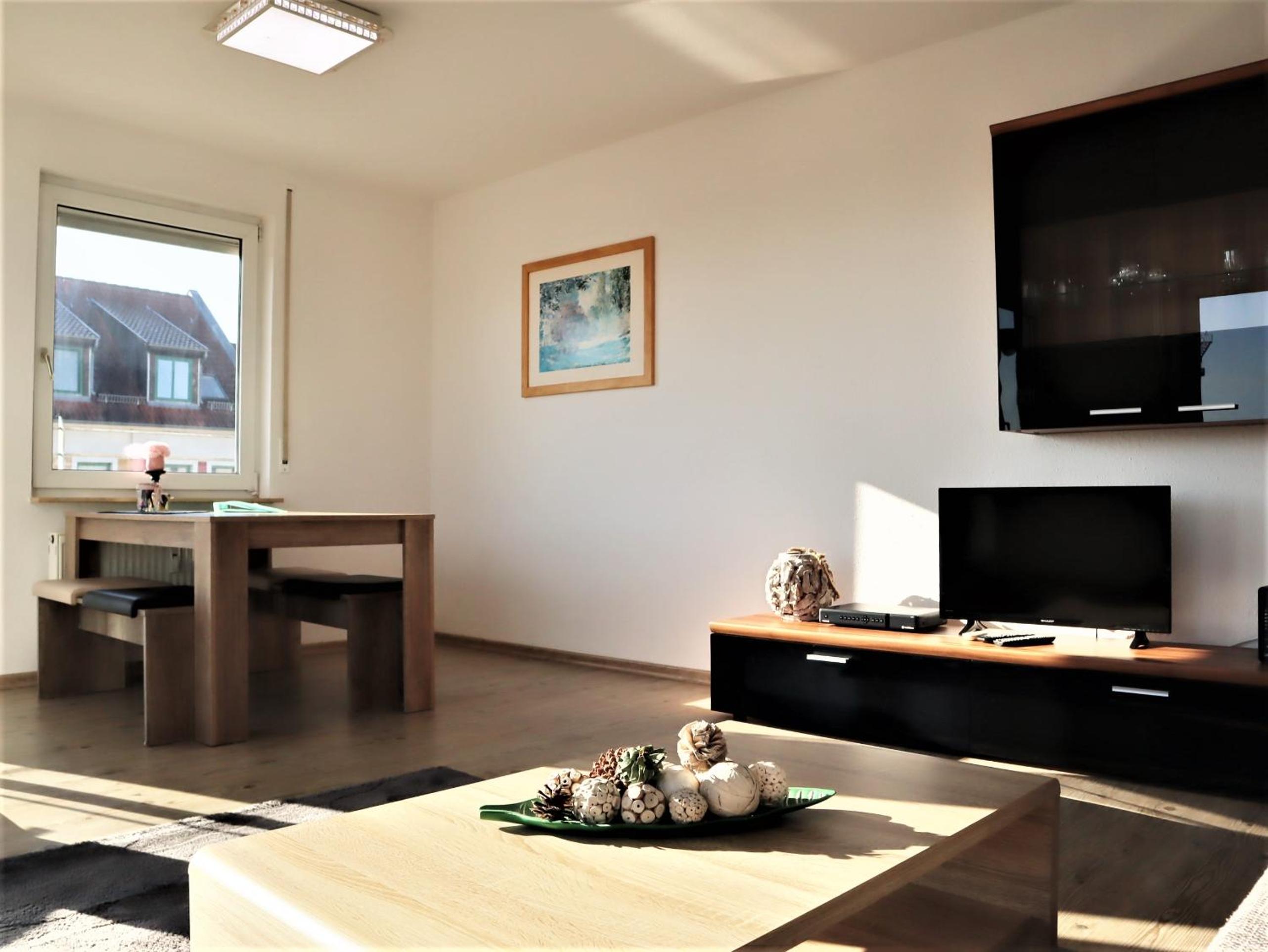 Apartment with Terrace - Photo 12