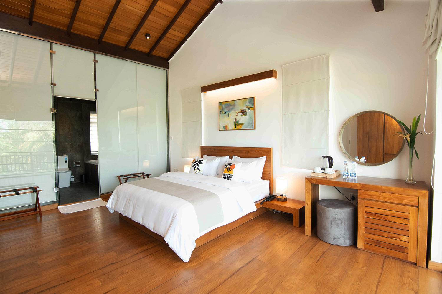 Superior King Room photo 2
