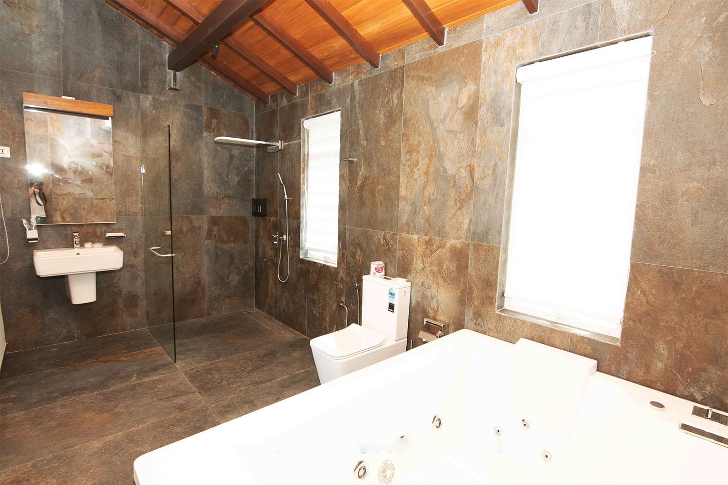 Superior King Room photo 3