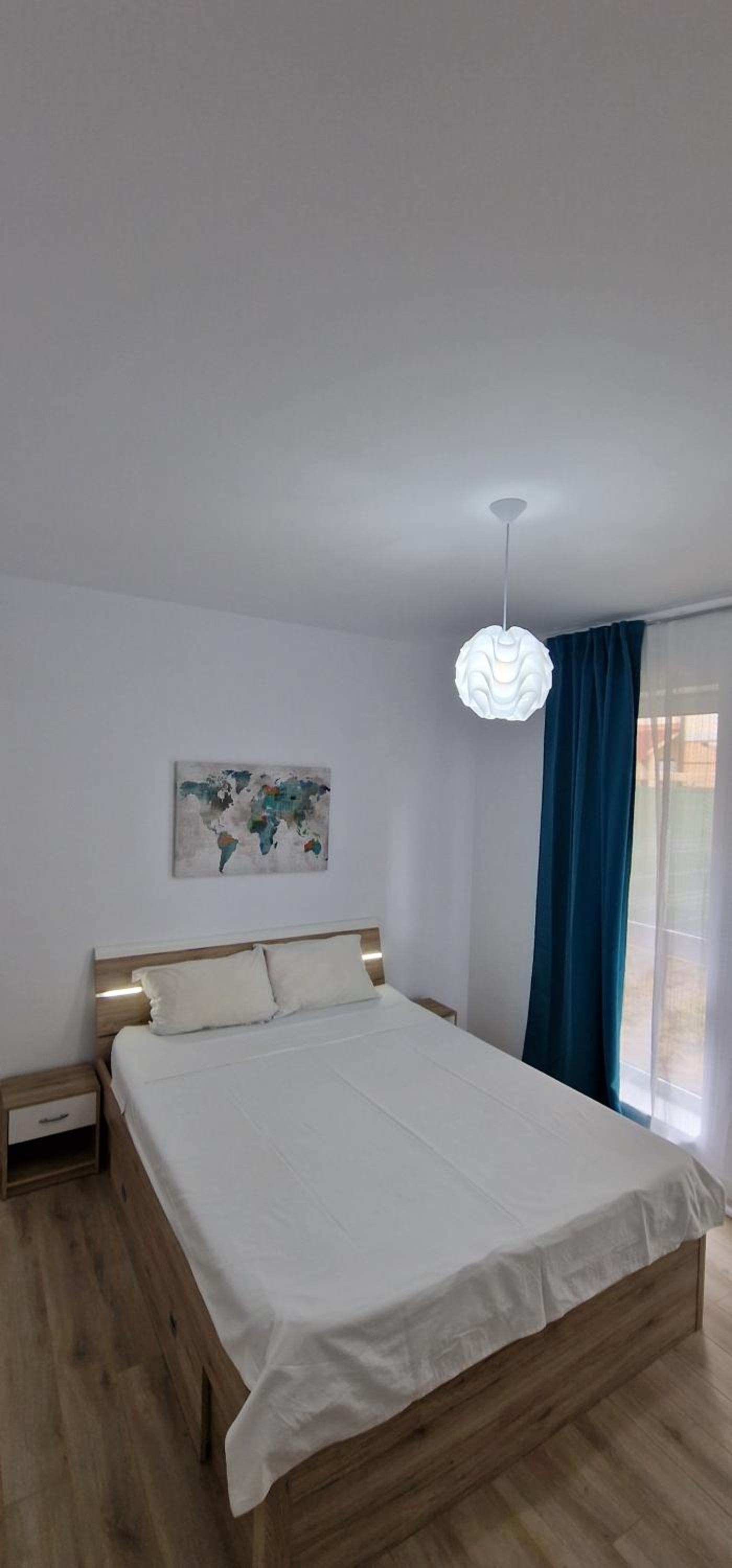 Apartment with Terrace - Photo 2