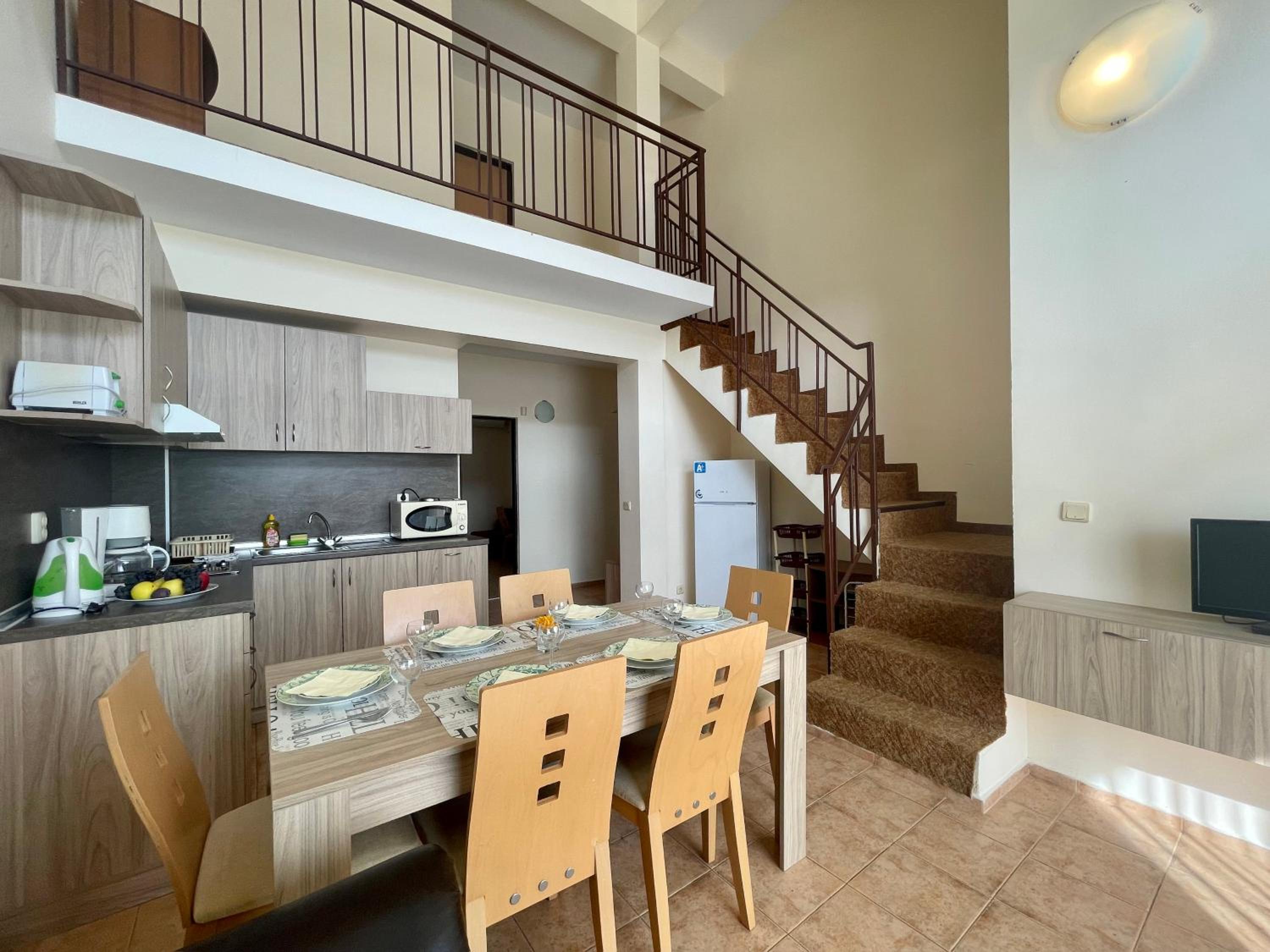Duplex Apartment - Photo 5