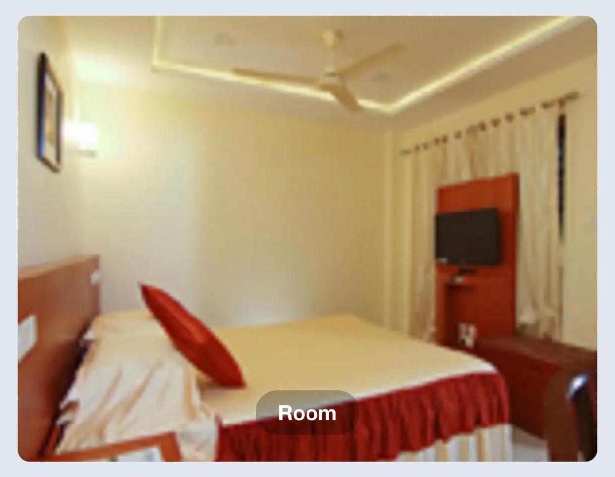 Standard Double Room with Fan photo 3